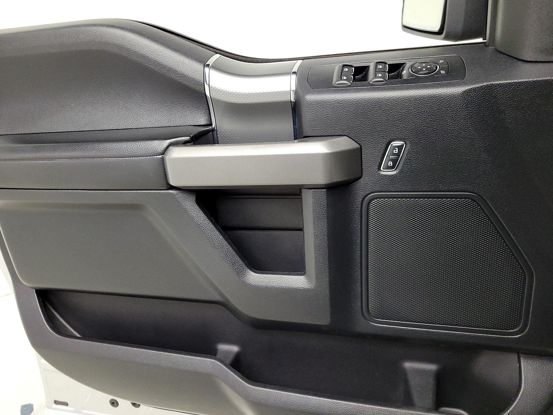 Thumbnail: 2017 Ford F-150 - 12