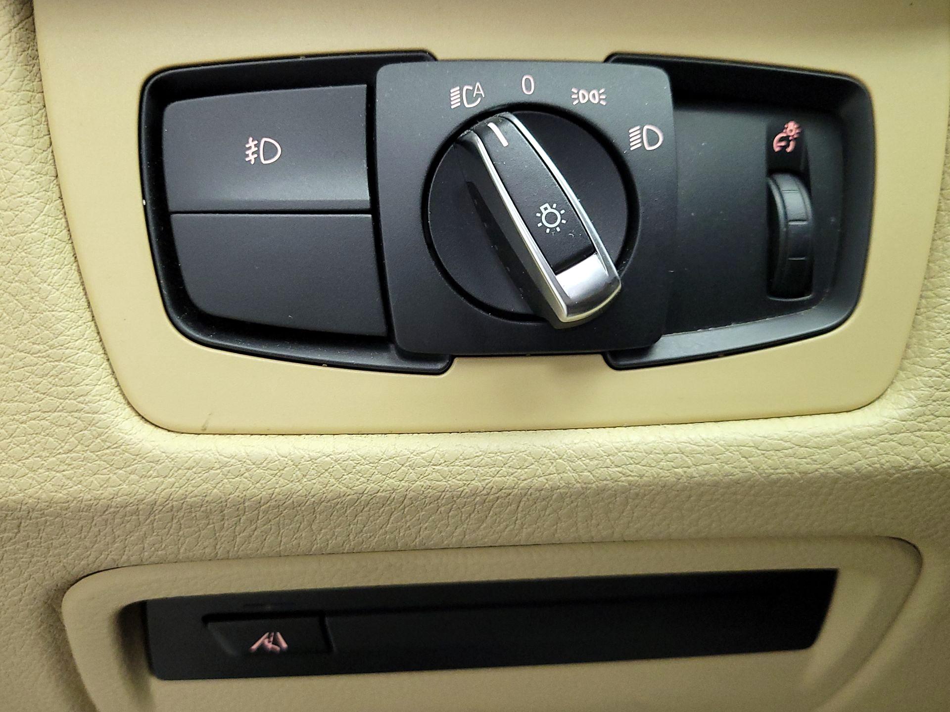 Thumbnail: 2018 BMW 3 Series - 13