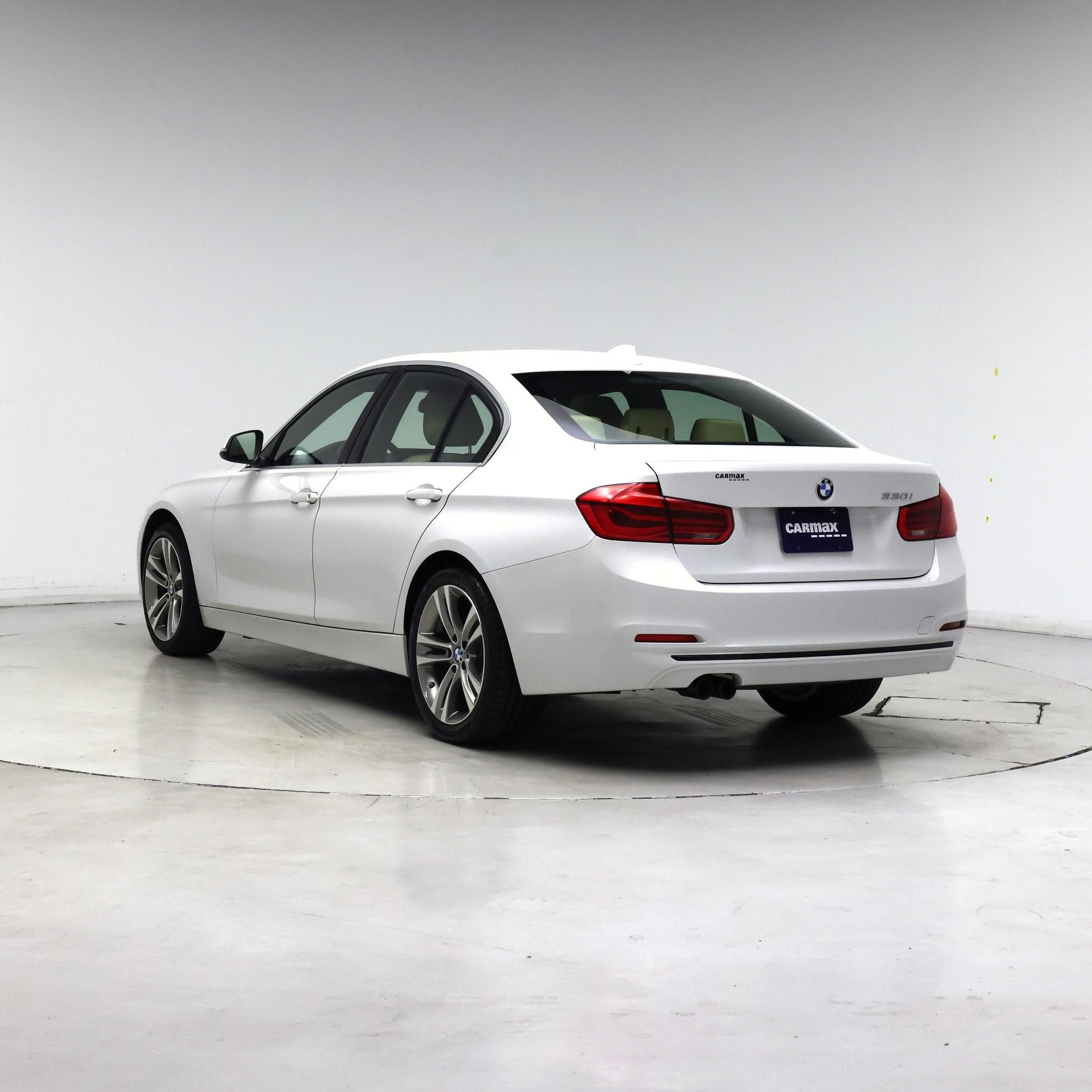 Thumbnail: 2018 BMW 3 Series - 2