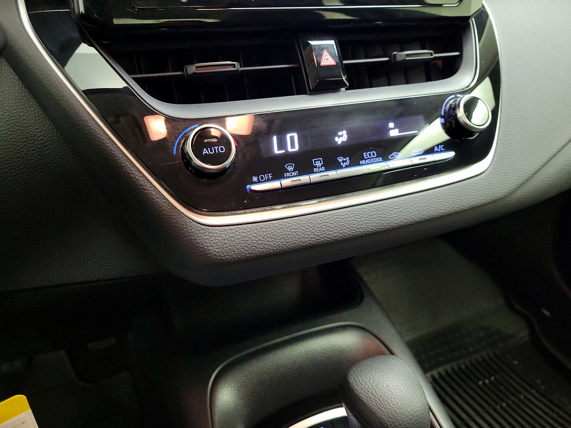 Thumbnail: 2022 Toyota Corolla - 15