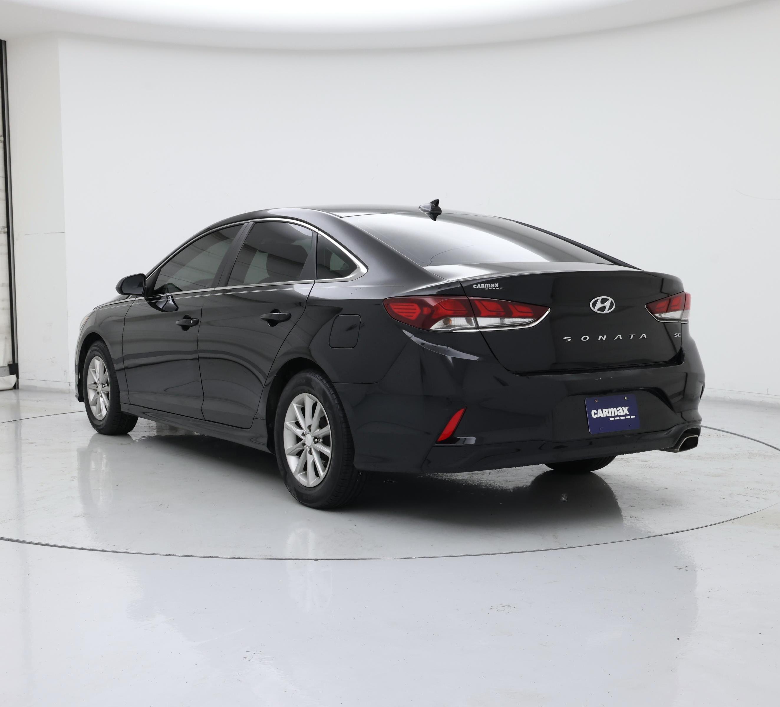 Thumbnail: 2019 Hyundai Sonata - 2