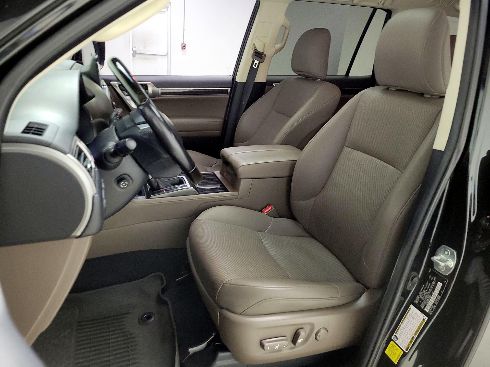 Thumbnail: 2023 Lexus GX - 11