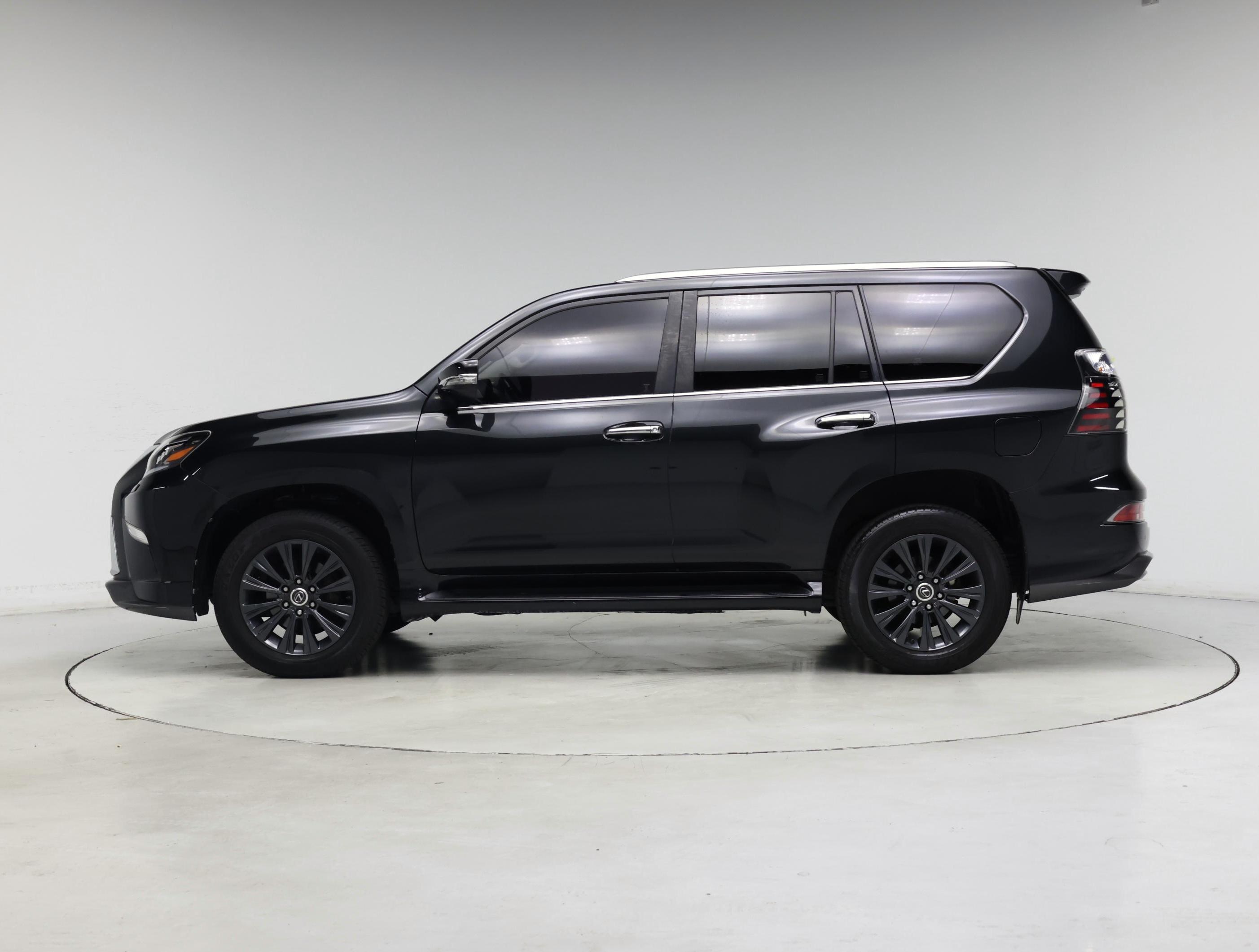Thumbnail: 2023 Lexus GX - 3