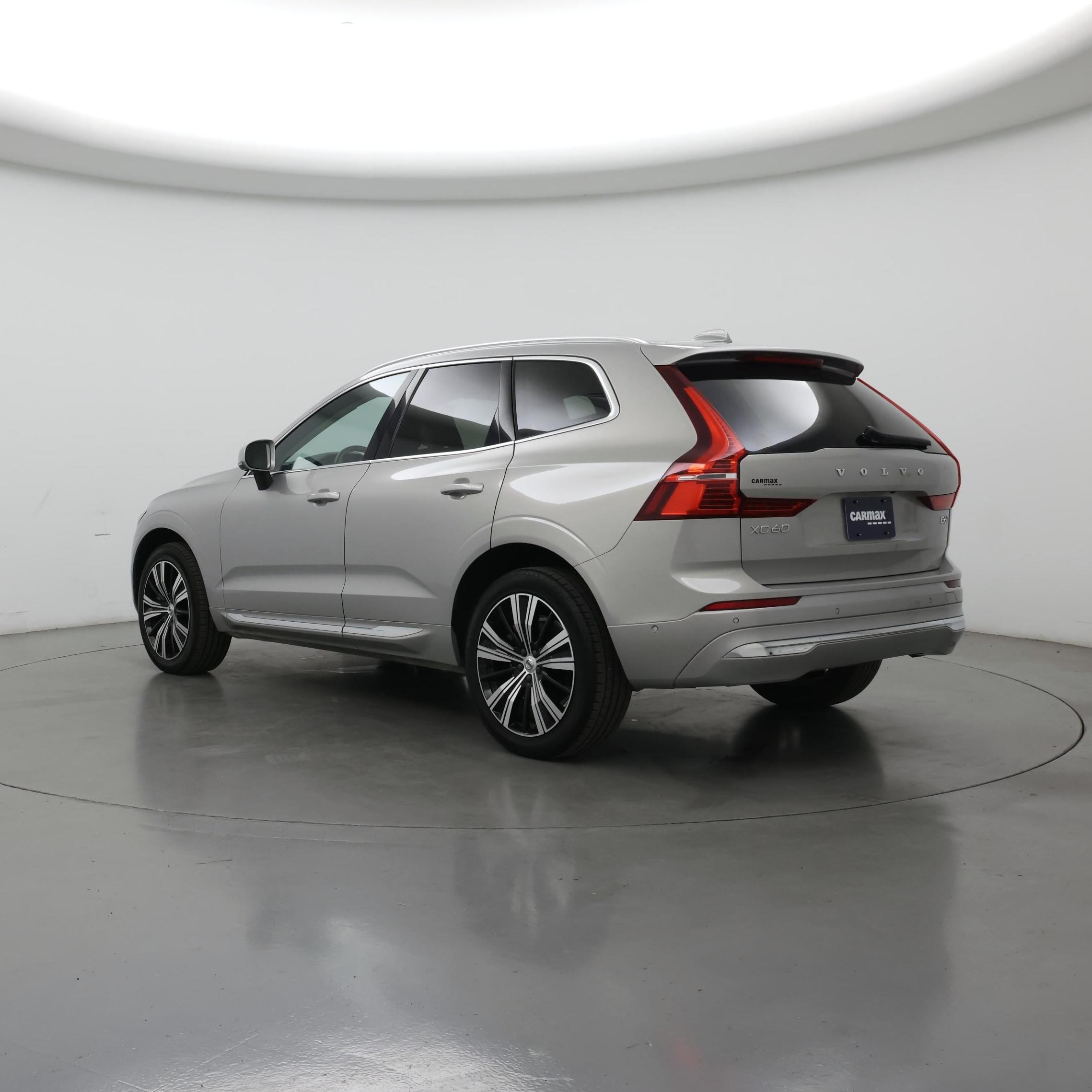 Thumbnail: 2022 Volvo XC60 - 2