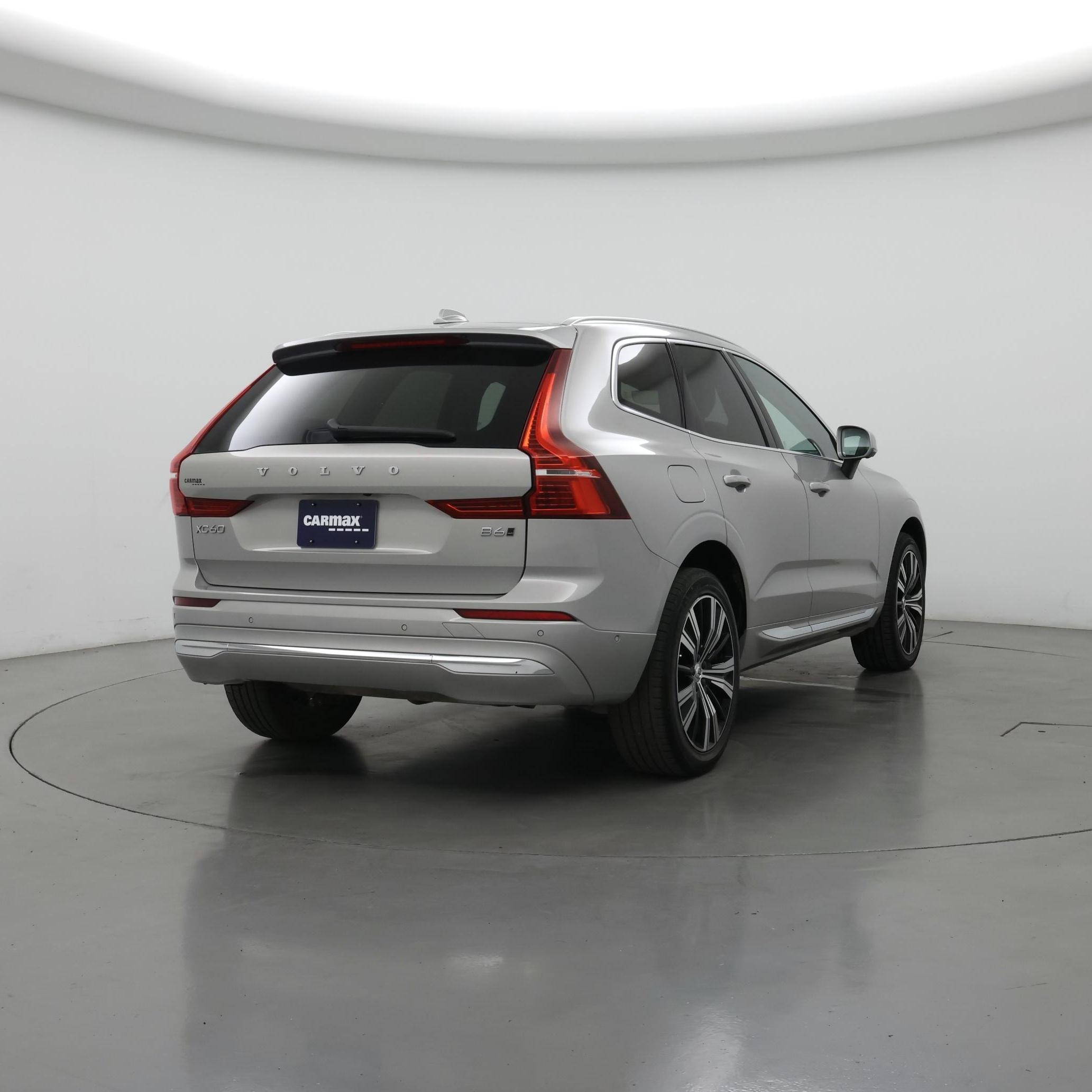 Thumbnail: 2022 Volvo XC60 - 8