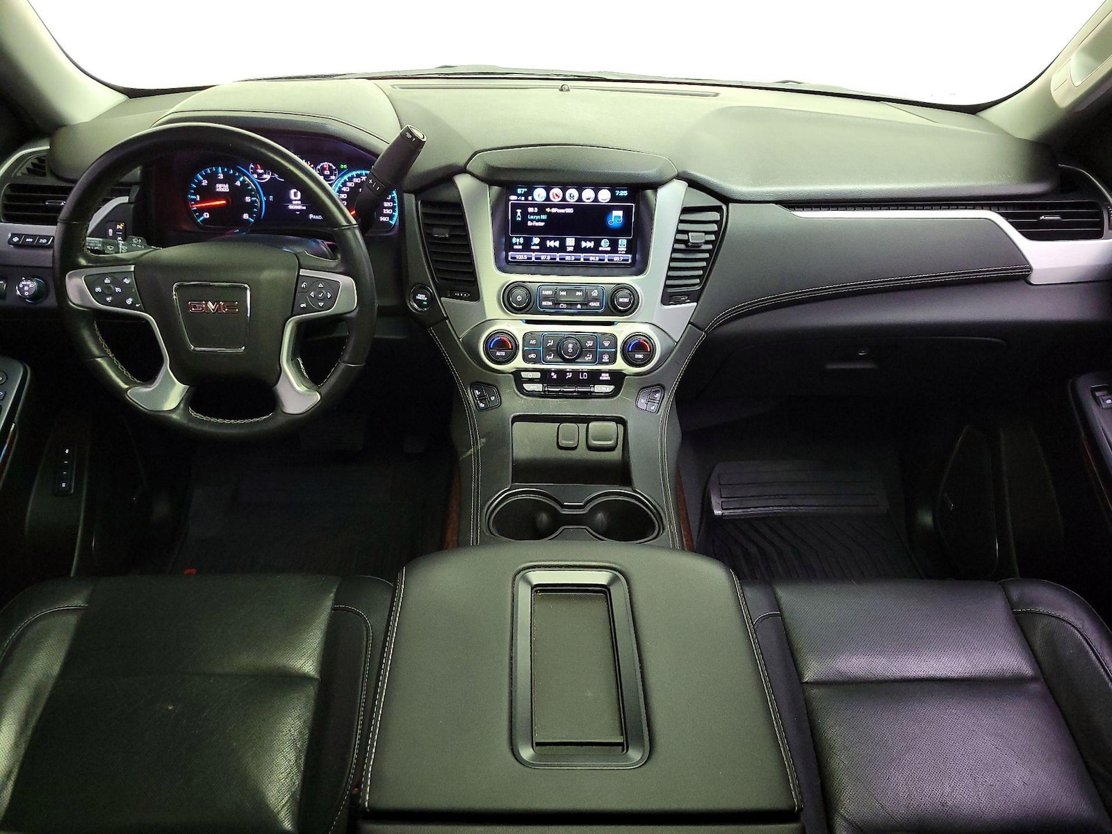 2019 GMC Yukon SLT - Photo 10