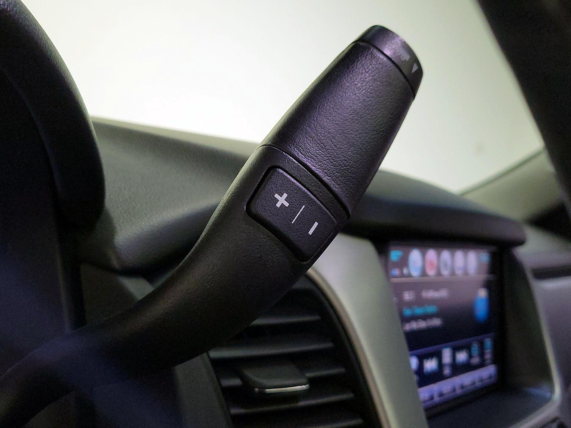 Thumbnail: 2019 GMC Yukon - 17