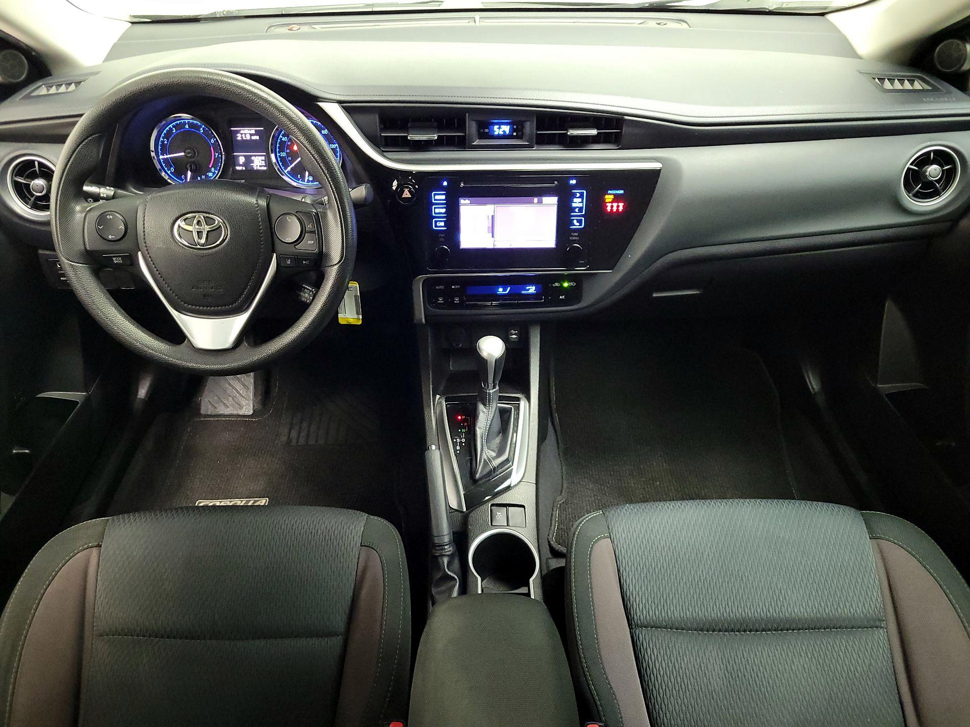 Thumbnail: 2018 Toyota Corolla - 9