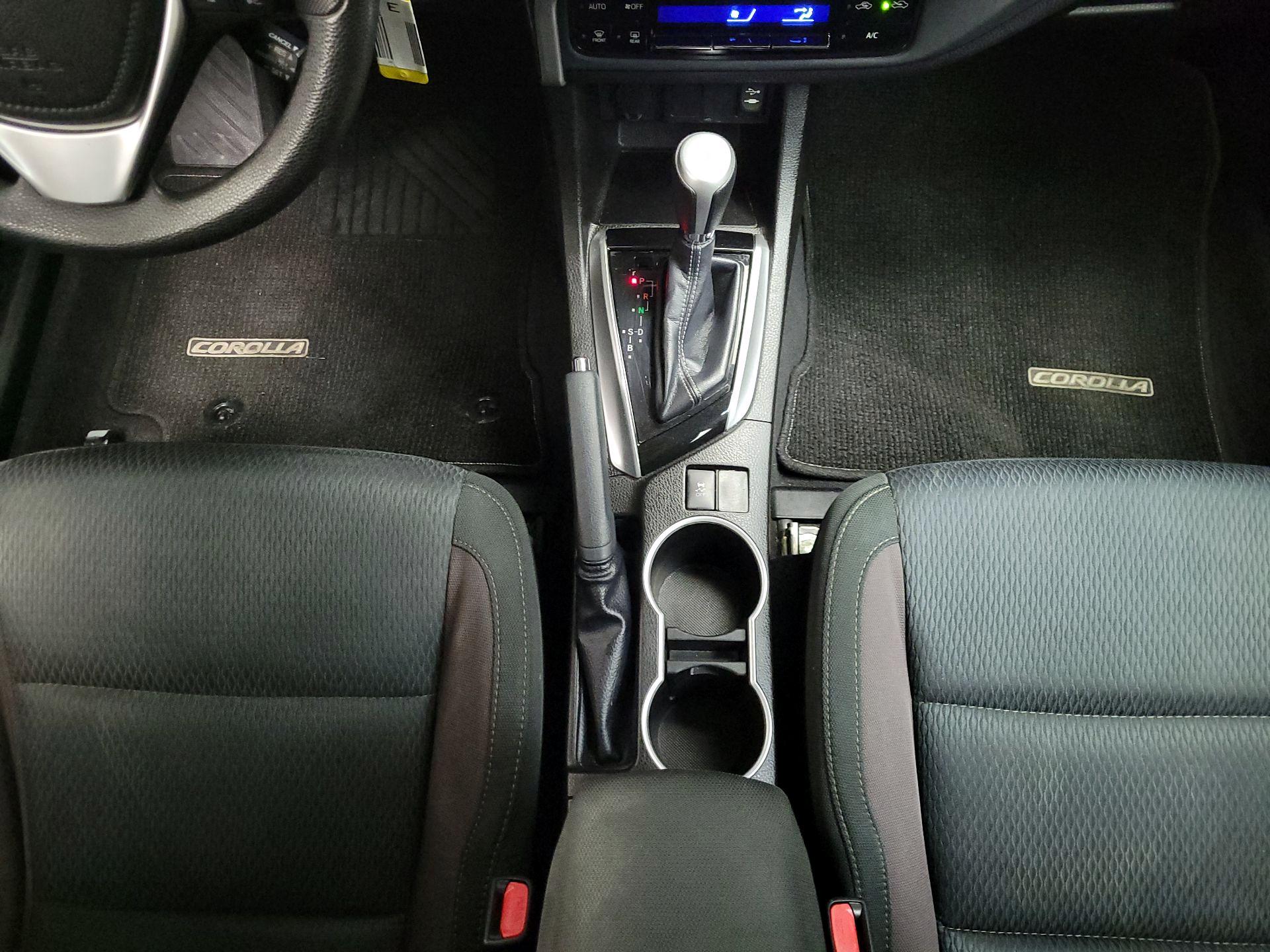 Thumbnail: 2018 Toyota Corolla - 17