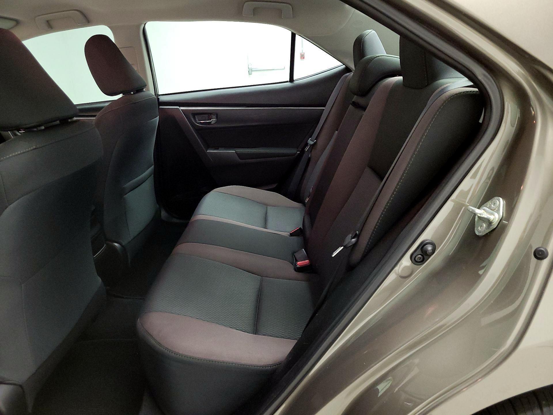 Thumbnail: 2018 Toyota Corolla - 19