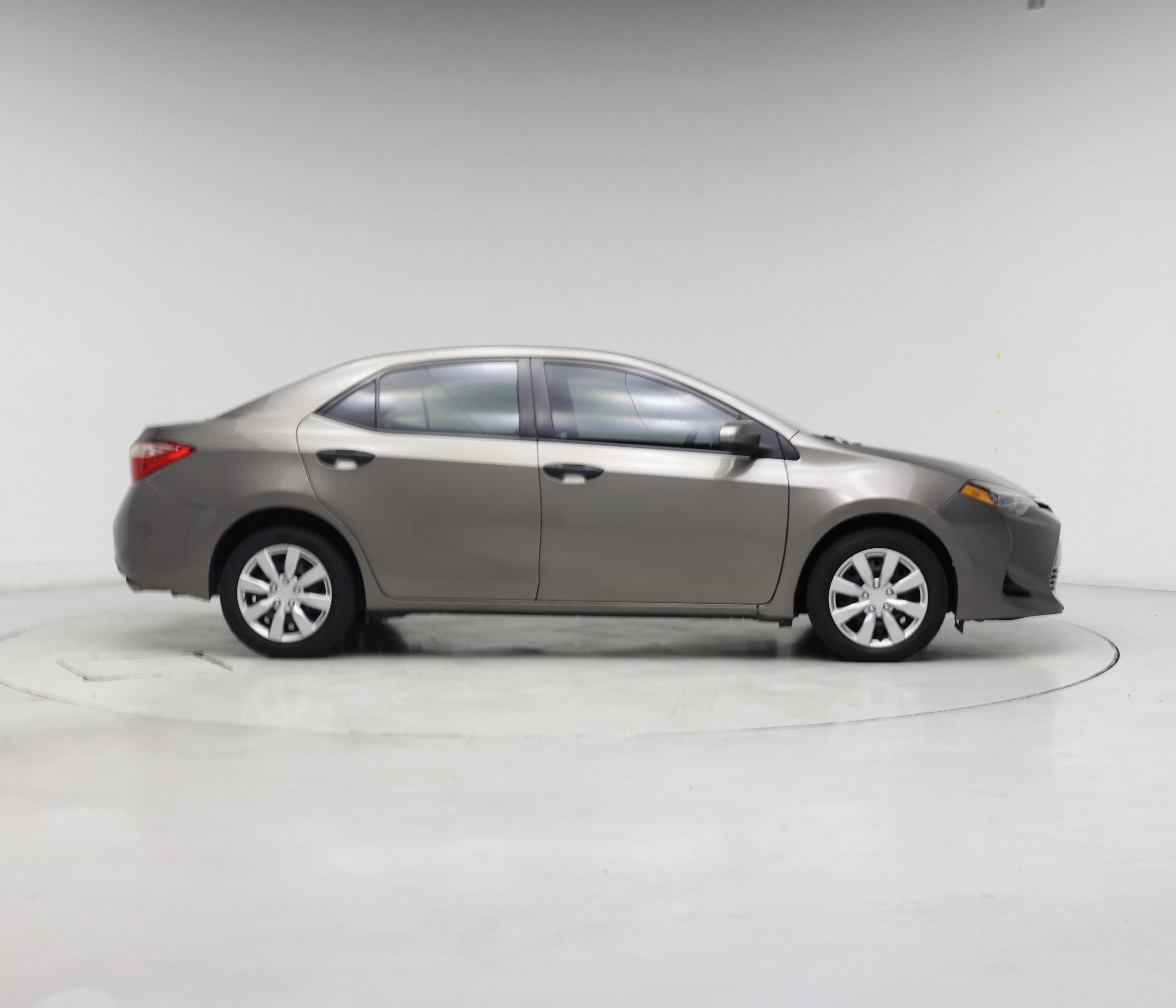 Thumbnail: 2018 Toyota Corolla - 7