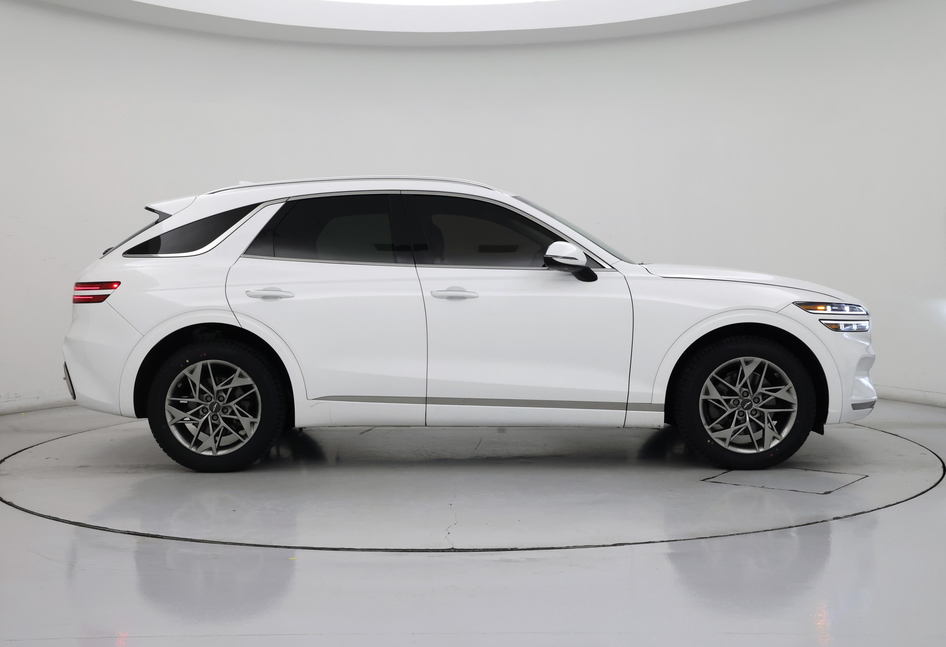 Thumbnail: 2022 Genesis GV70 - 7