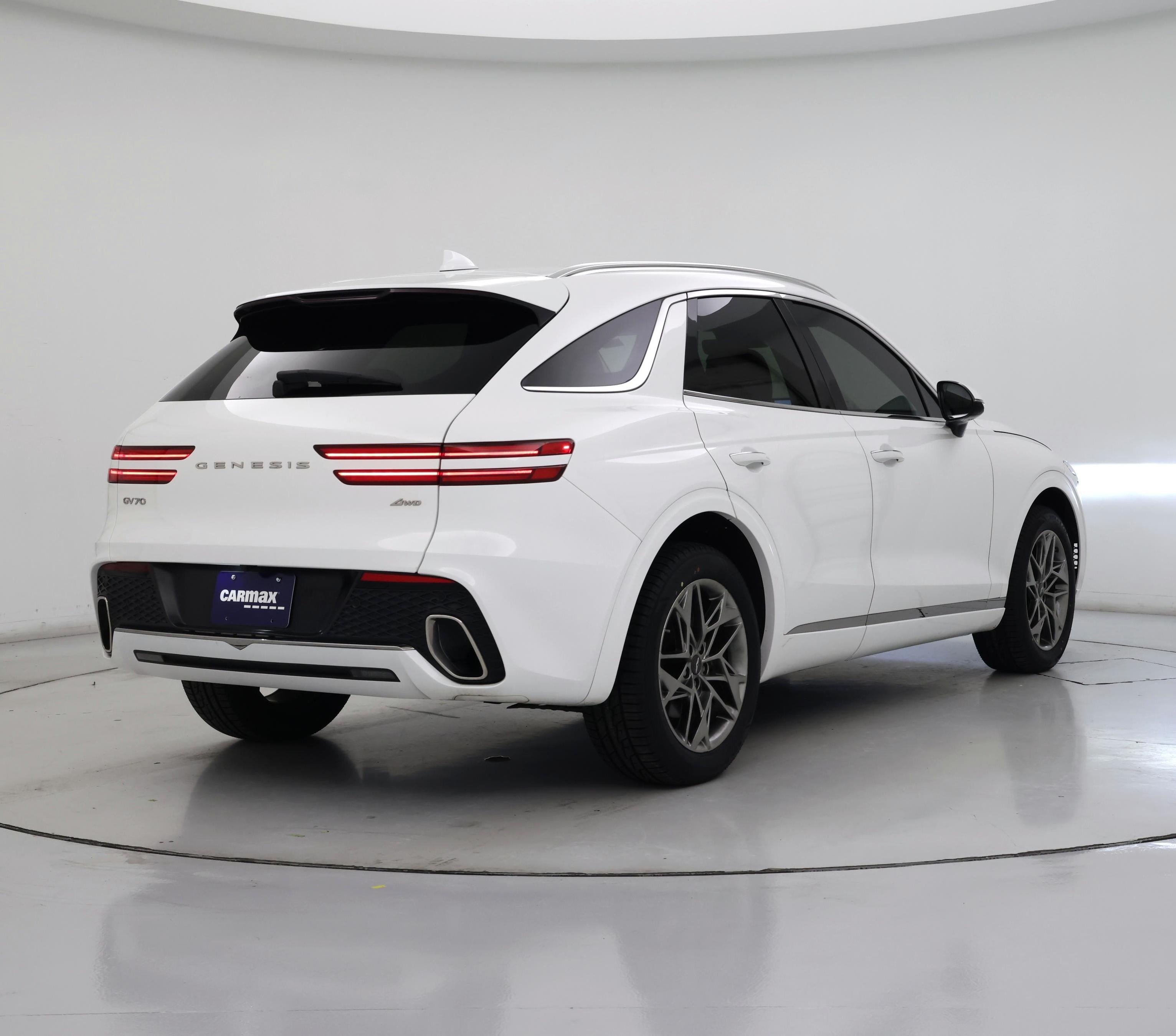 Thumbnail: 2022 Genesis GV70 - 8