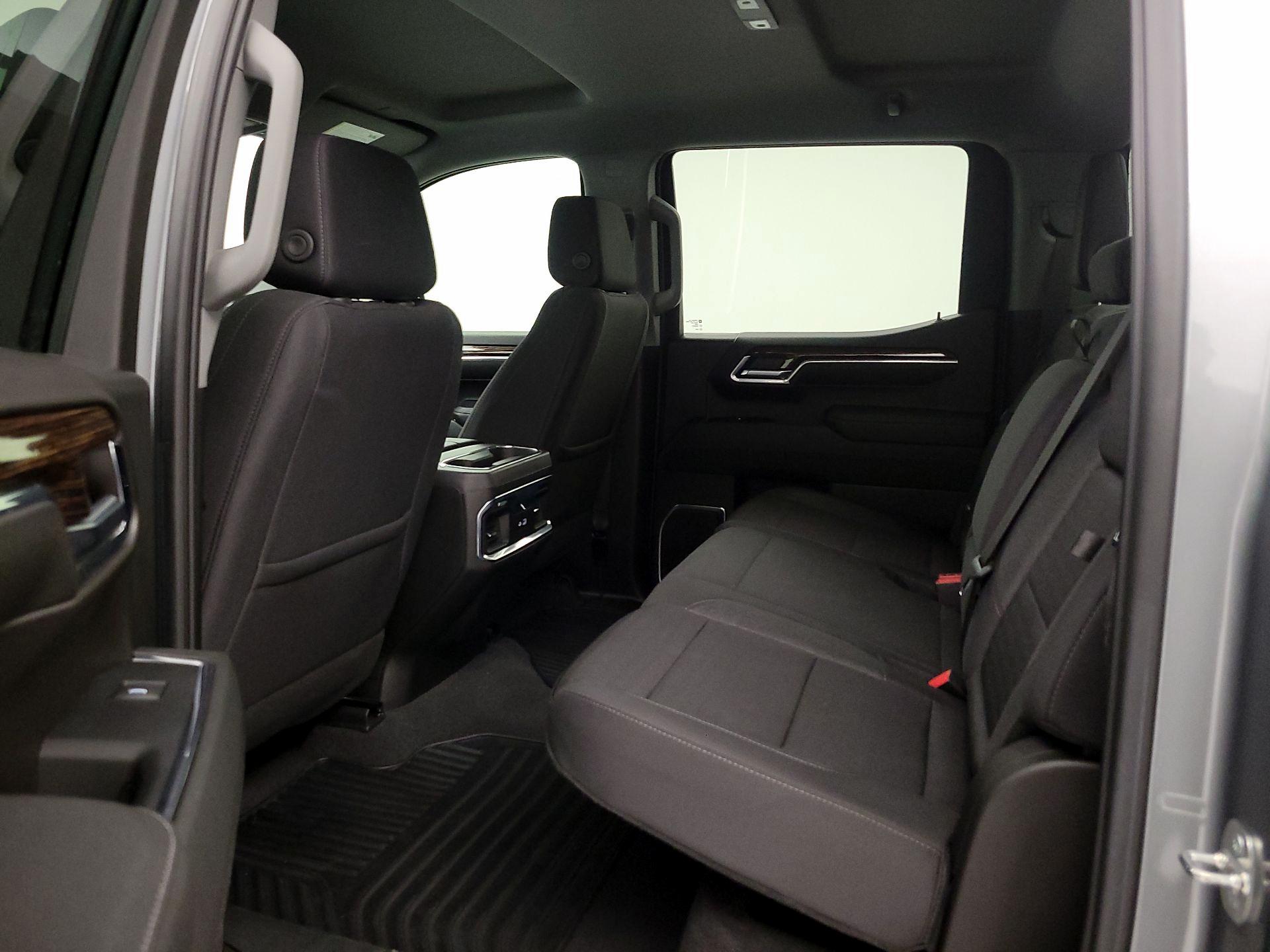 Thumbnail: 2023 GMC Sierra 1500 - 19