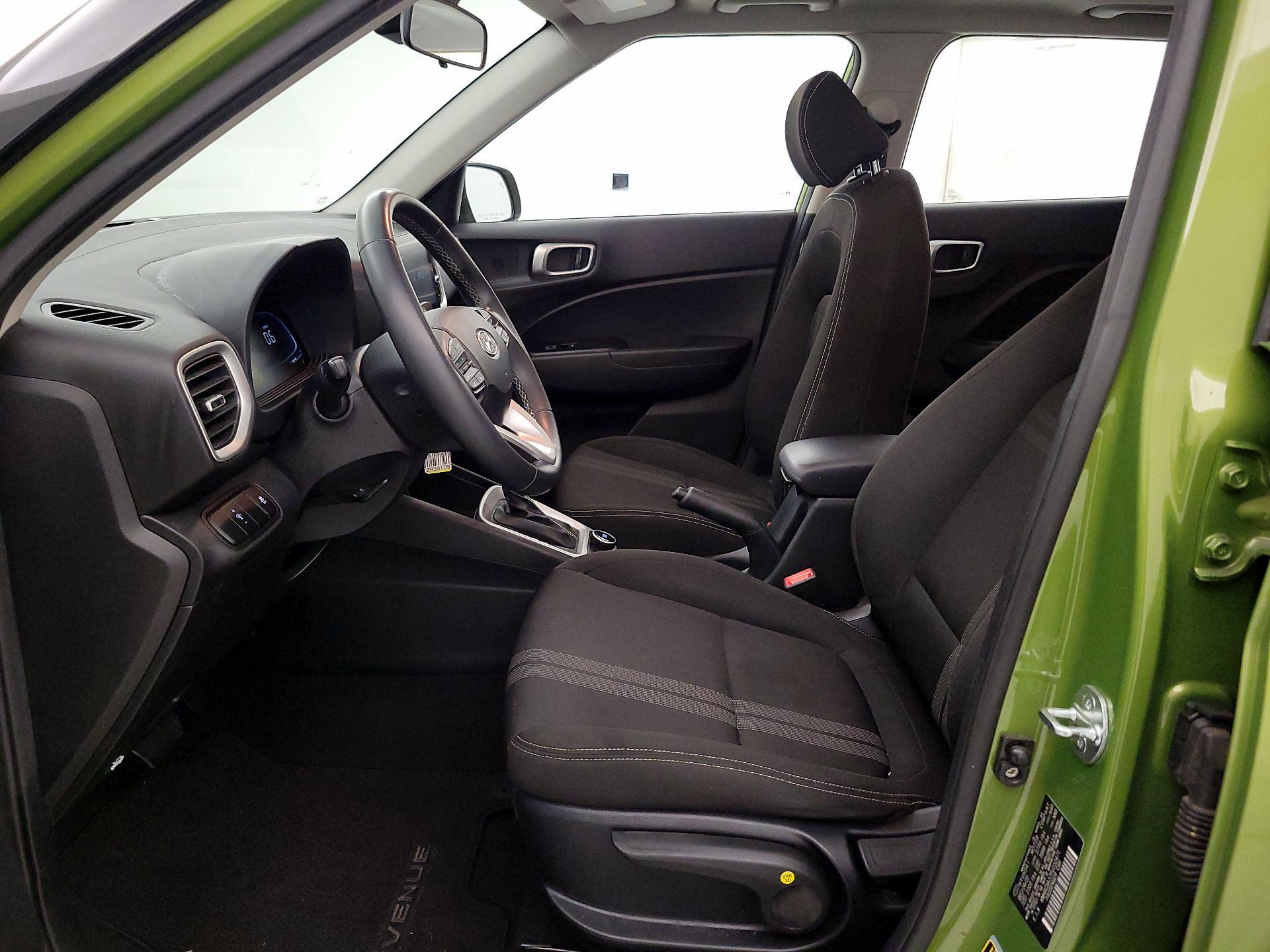 Thumbnail: 2023 Hyundai Venue - 11