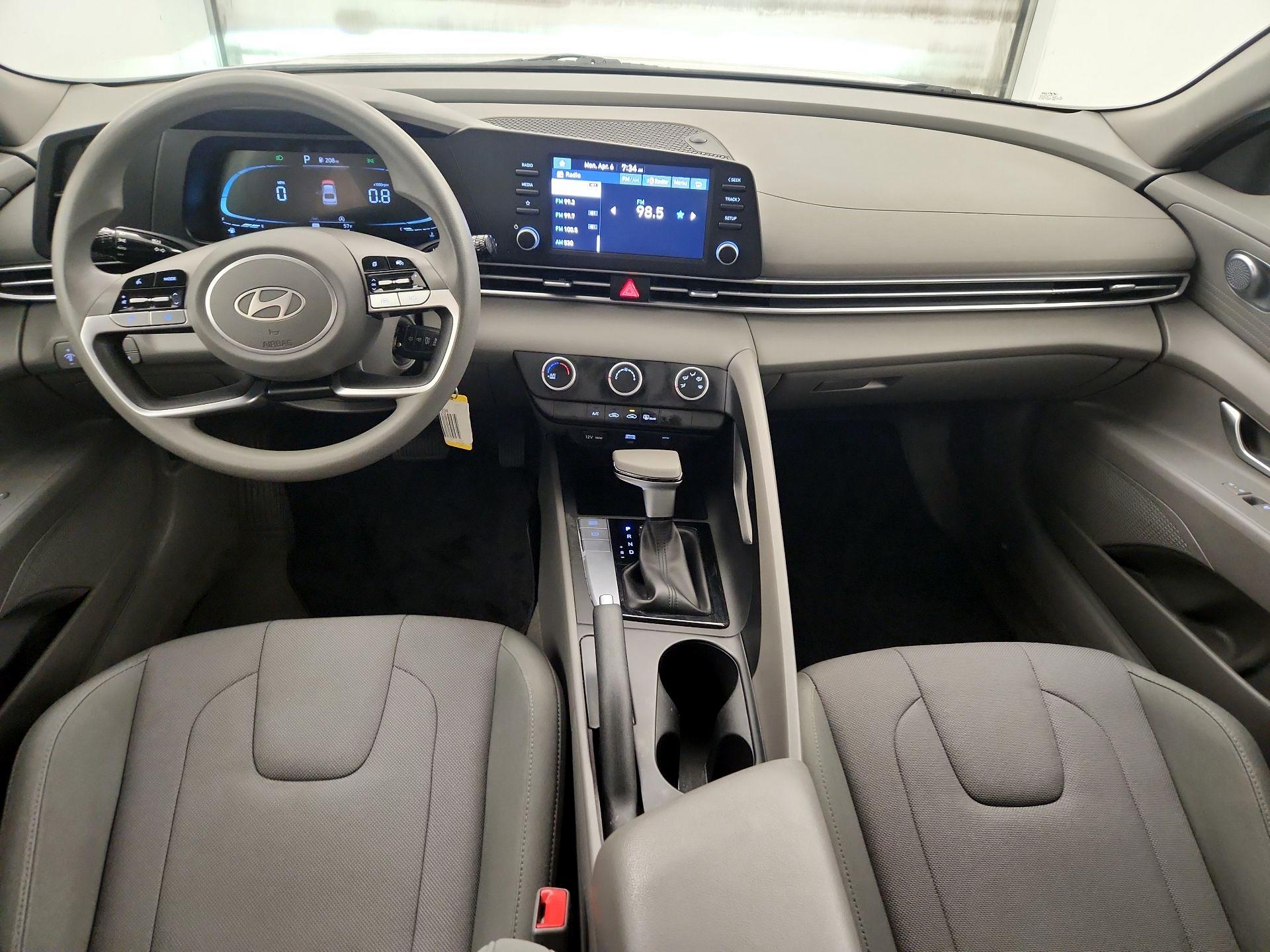 Thumbnail: 2024 Hyundai Elantra - 9