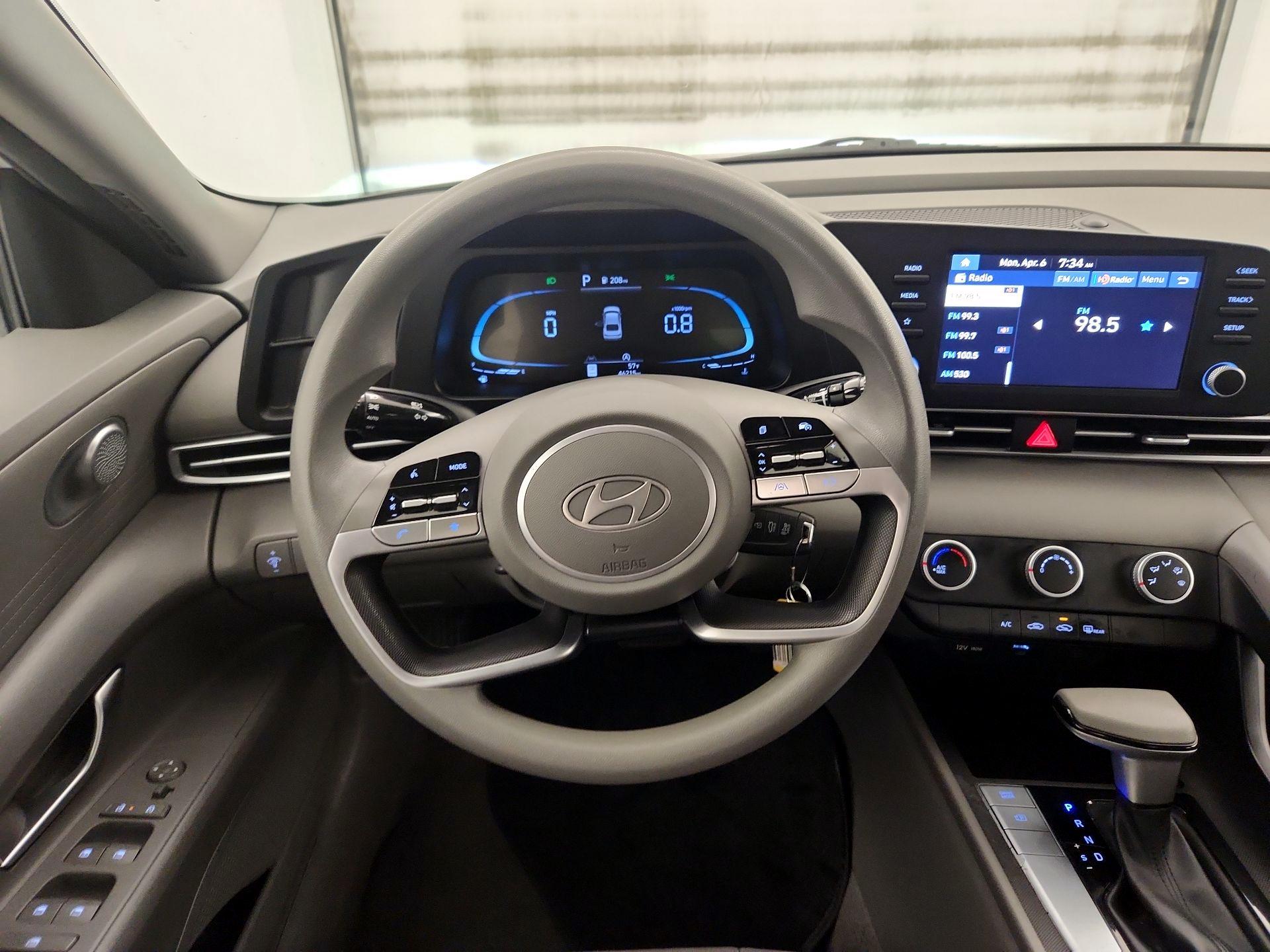 Thumbnail: 2024 Hyundai Elantra - 10