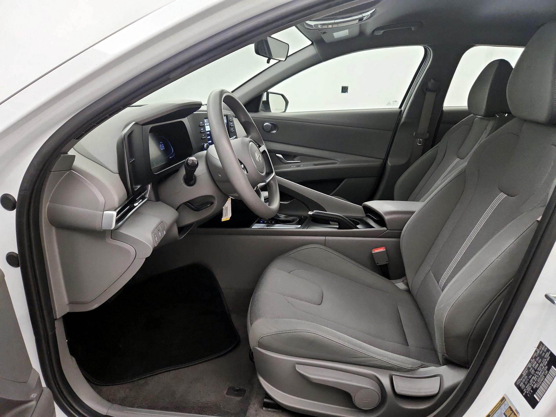 Thumbnail: 2024 Hyundai Elantra - 11