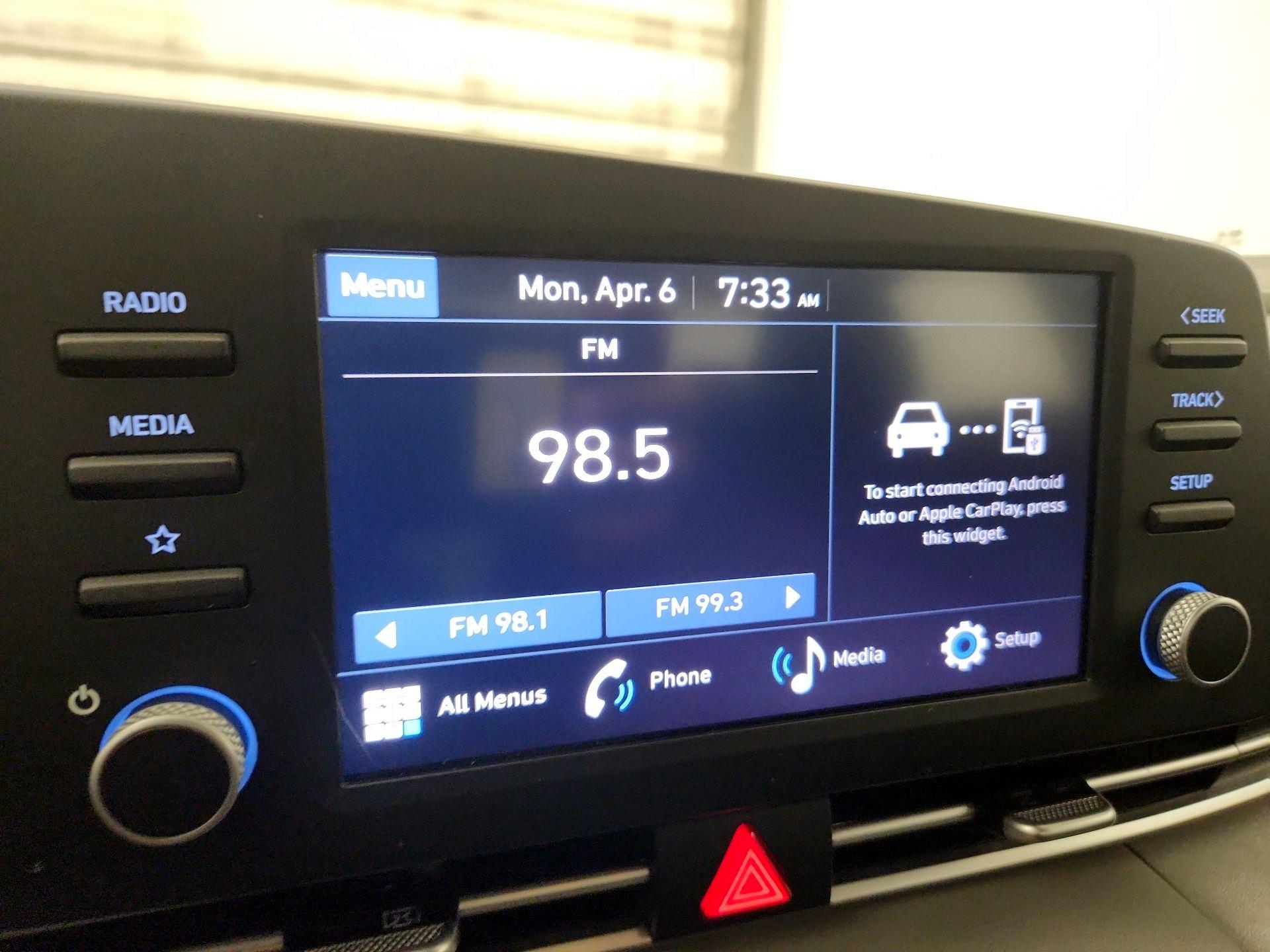 Thumbnail: 2024 Hyundai Elantra - 15