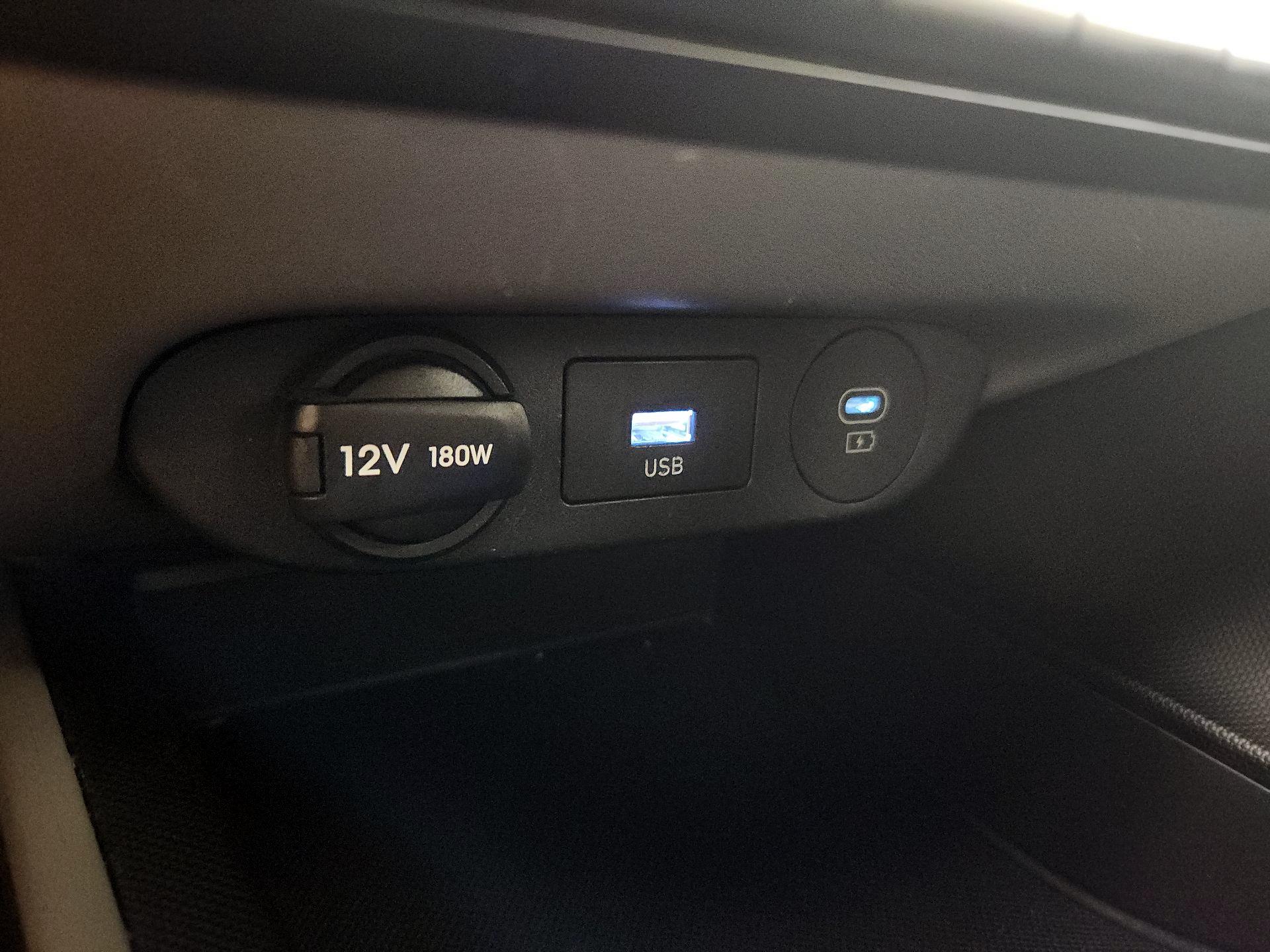 Thumbnail: 2024 Hyundai Elantra - 18