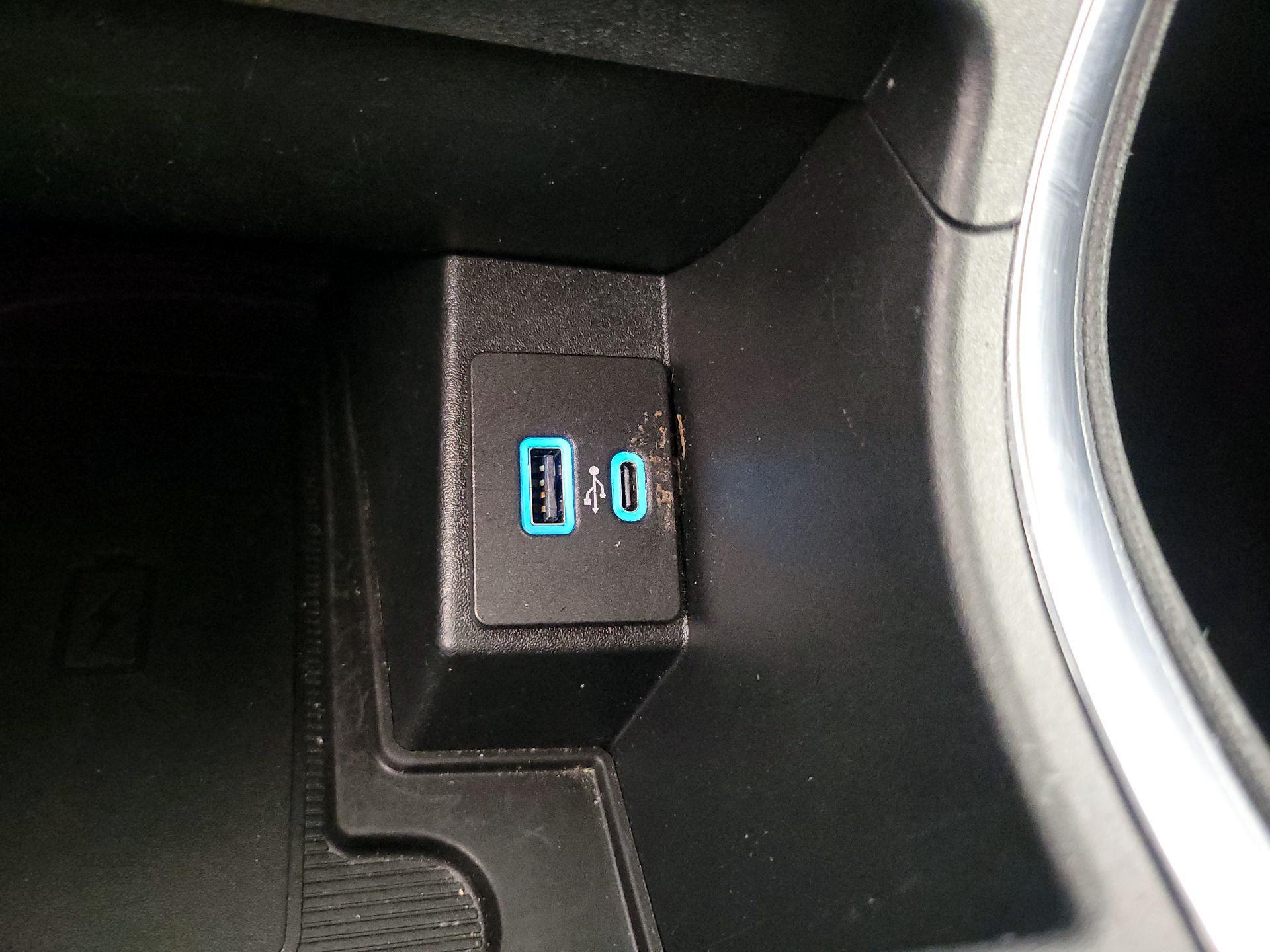 Thumbnail: 2024 Ford Edge - 18