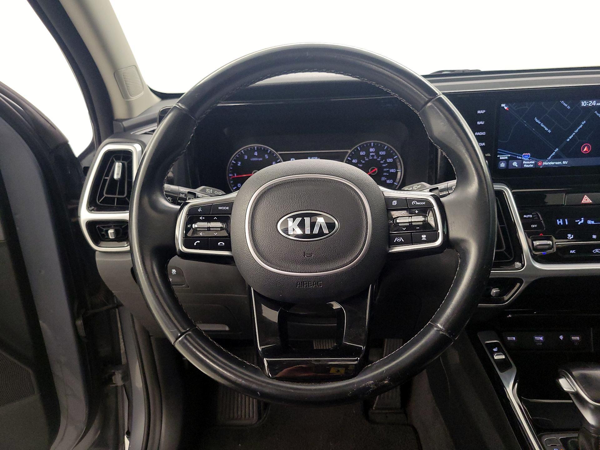 Thumbnail: 2021 Kia Sorento - 10