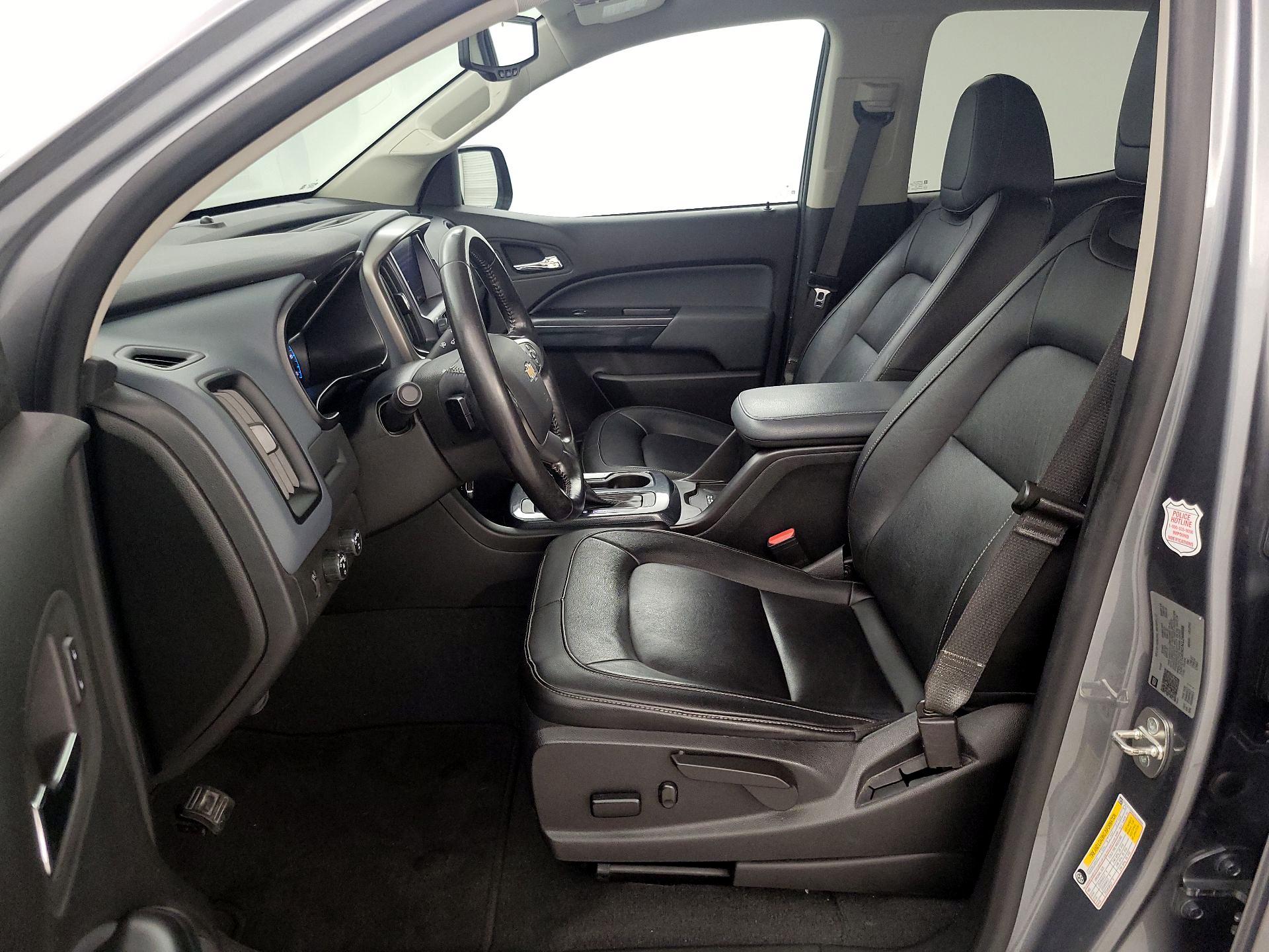 Thumbnail: 2022 Chevrolet Colorado - 11