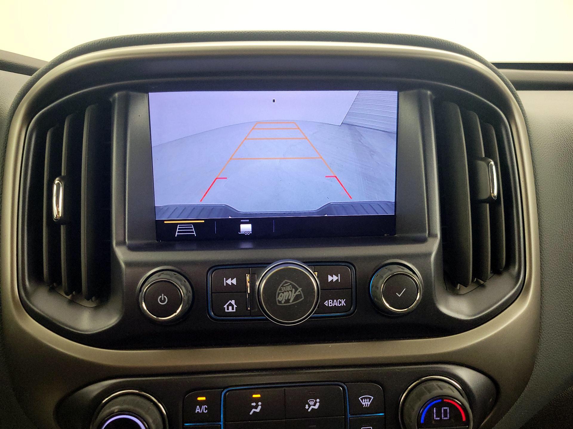 Thumbnail: 2022 Chevrolet Colorado - 14