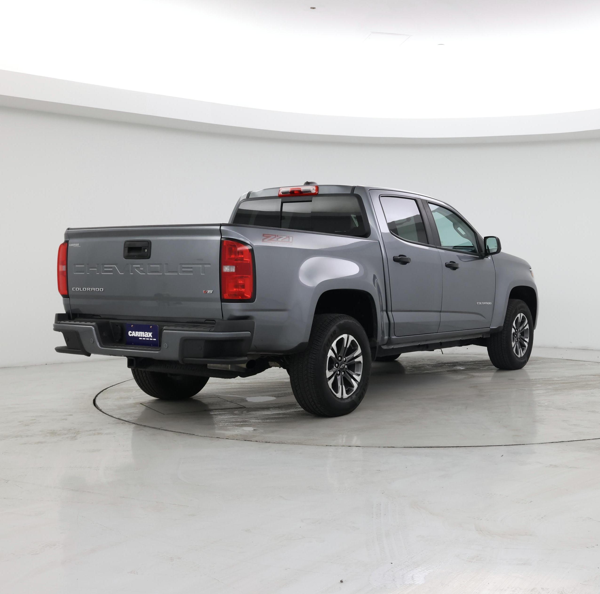 Thumbnail: 2022 Chevrolet Colorado - 8