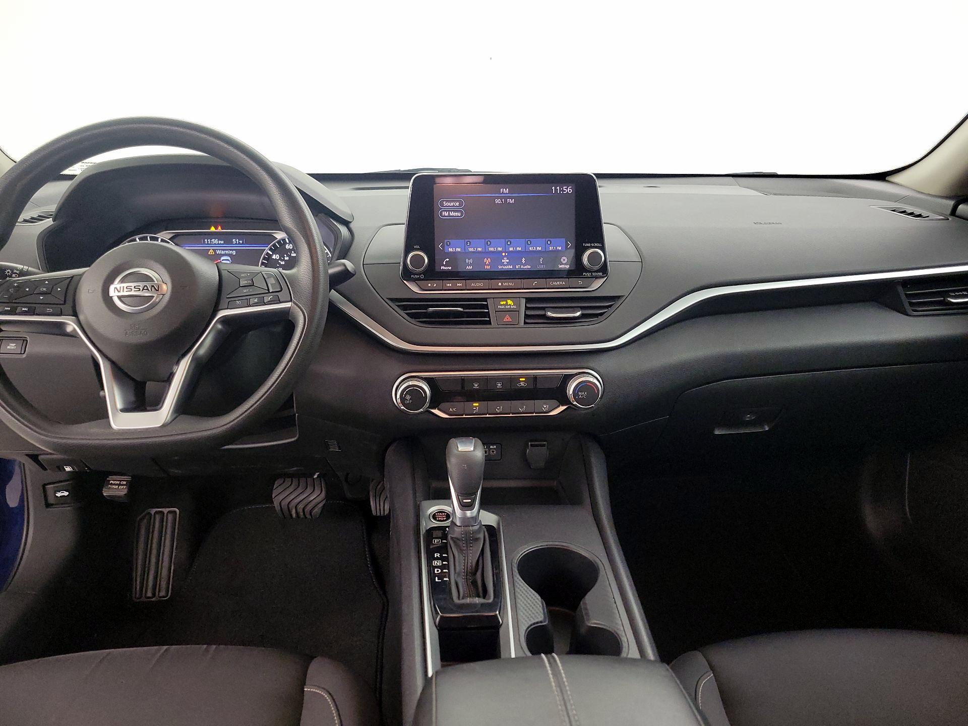 Thumbnail: 2020 Nissan Altima - 9