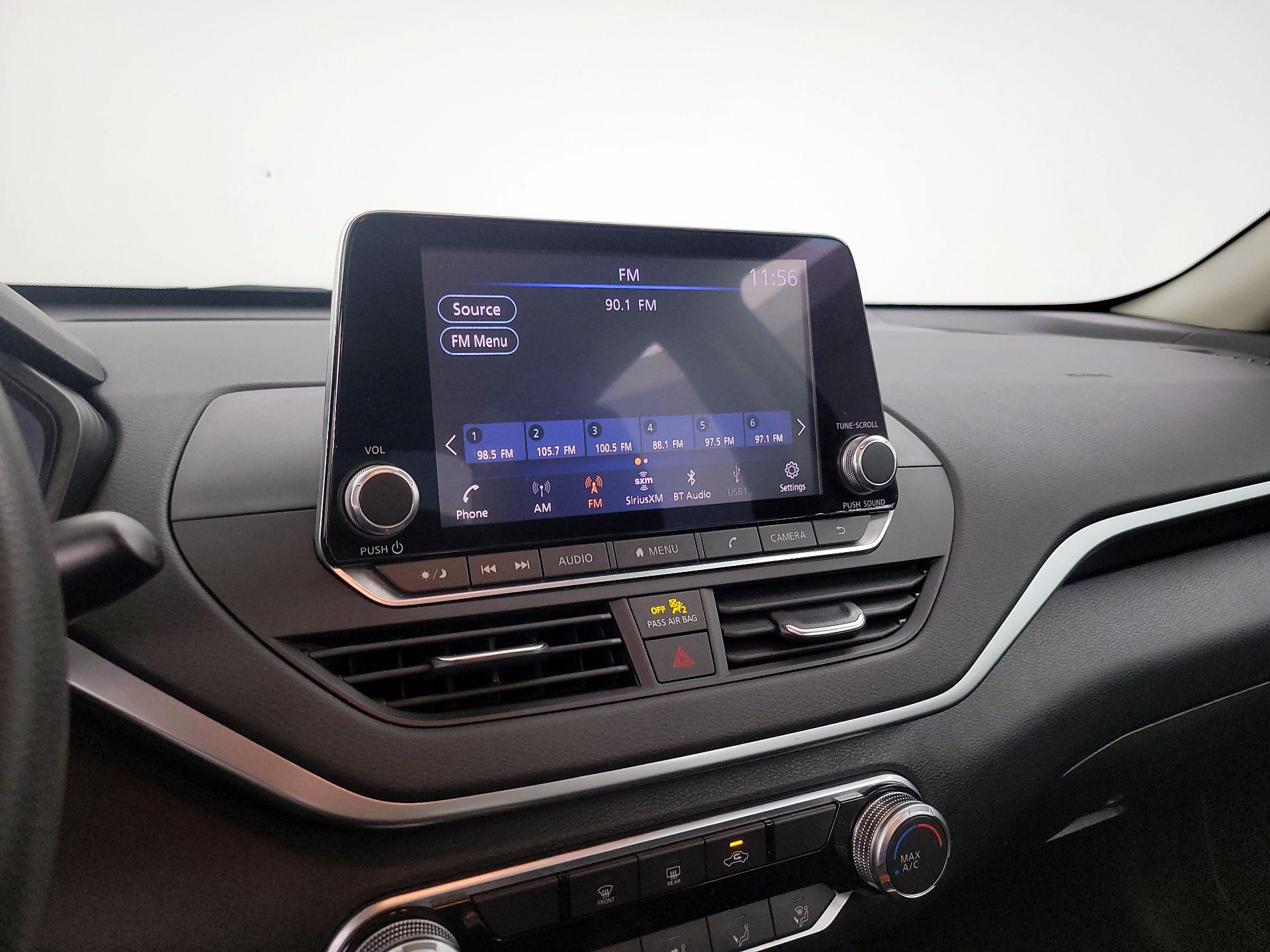 Thumbnail: 2020 Nissan Altima - 15