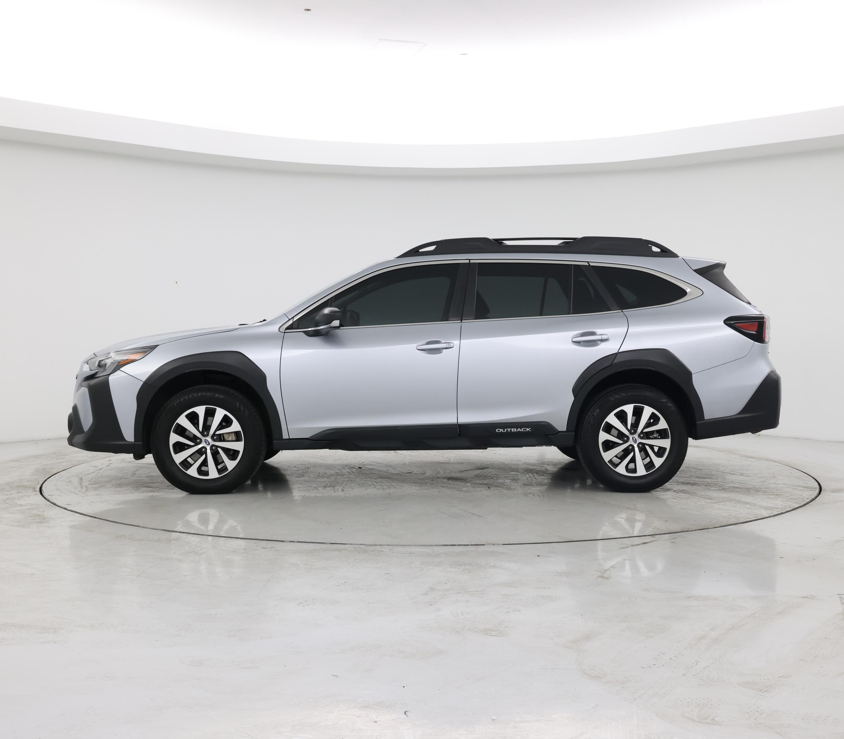 Thumbnail: 2023 Subaru Outback - 3