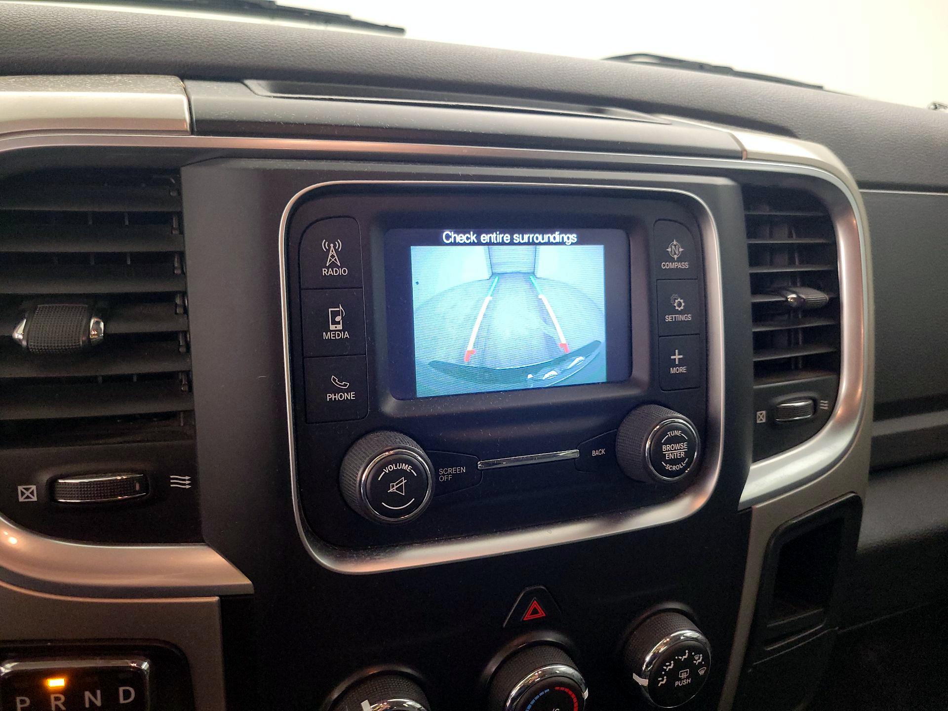 Thumbnail: 2019 RAM 1500 Classic - 14