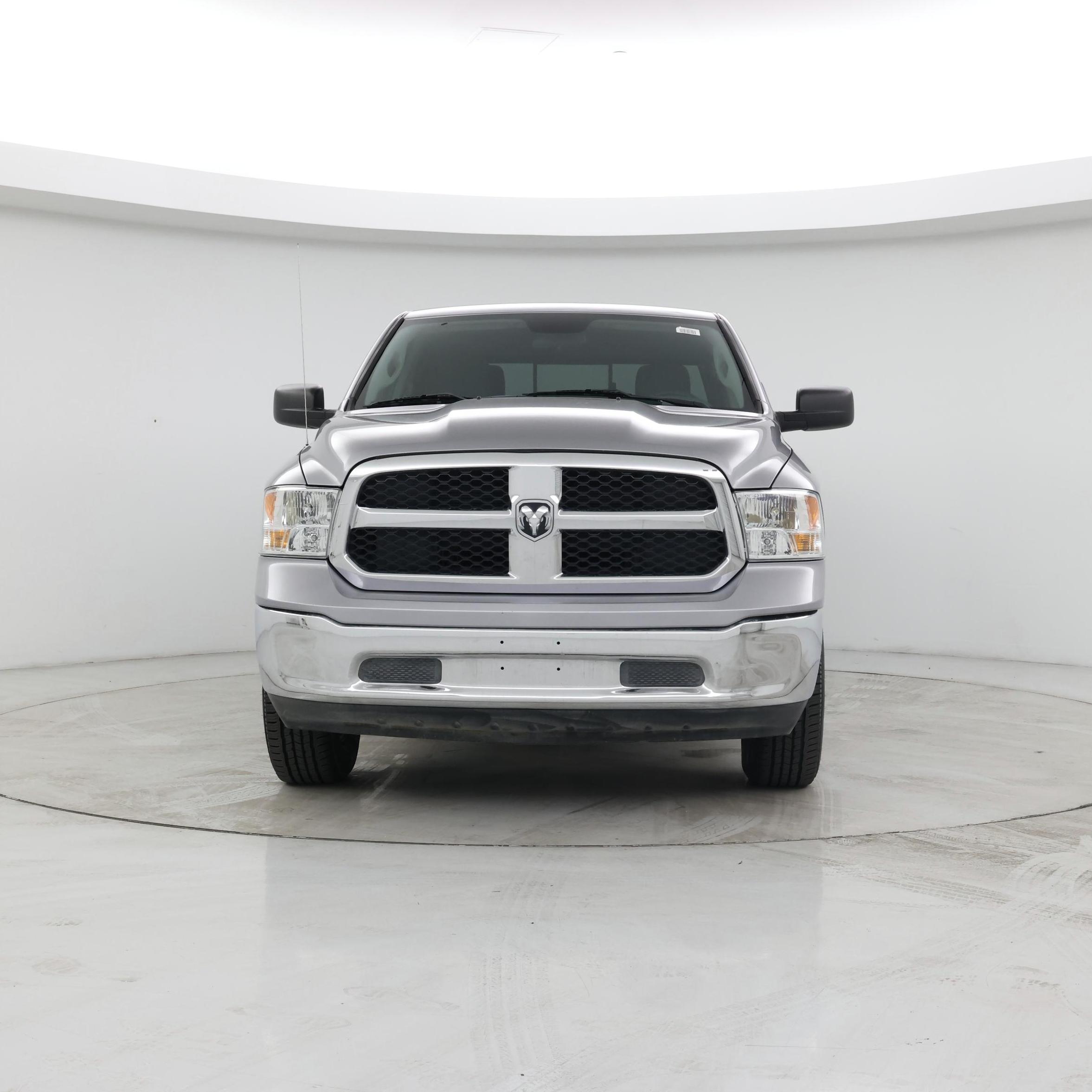 Thumbnail: 2019 RAM 1500 Classic - 5