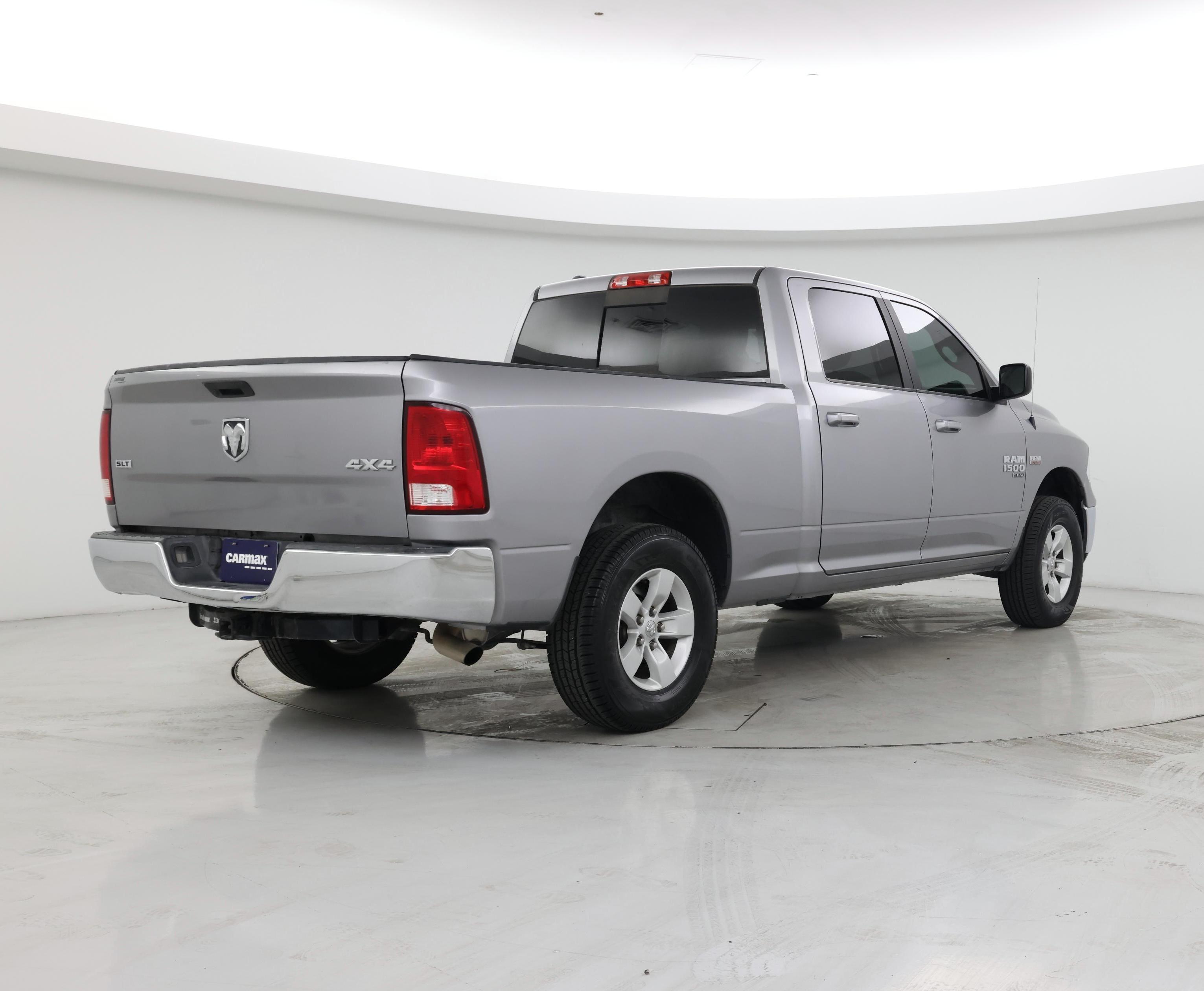 Thumbnail: 2019 RAM 1500 Classic - 8