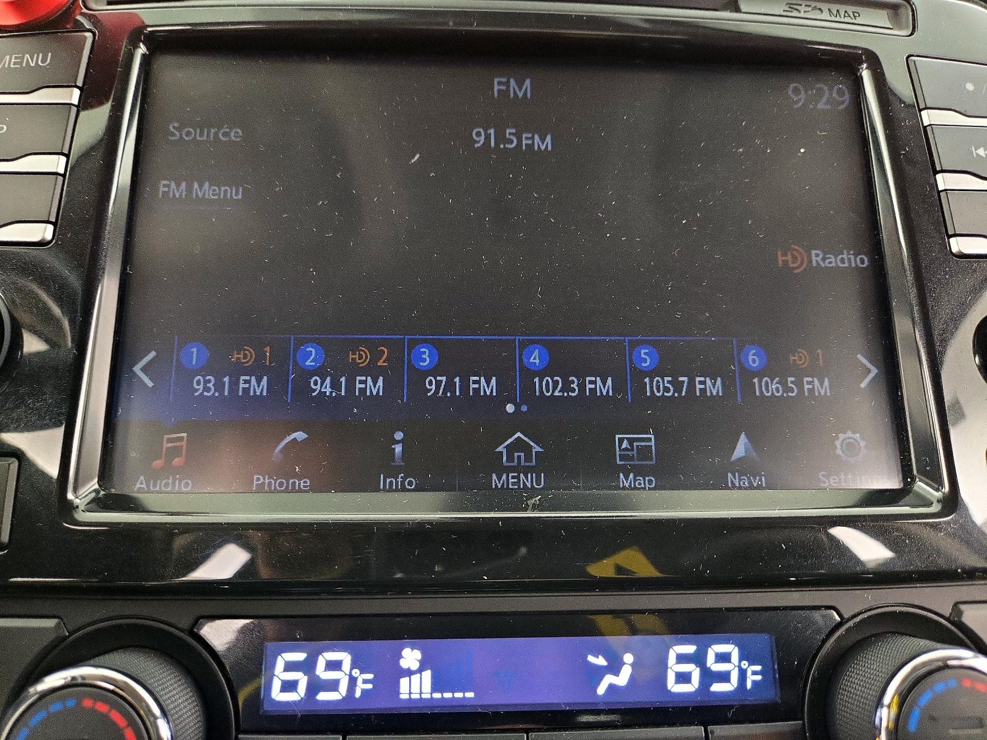 Thumbnail: 2017 Nissan Maxima - 16