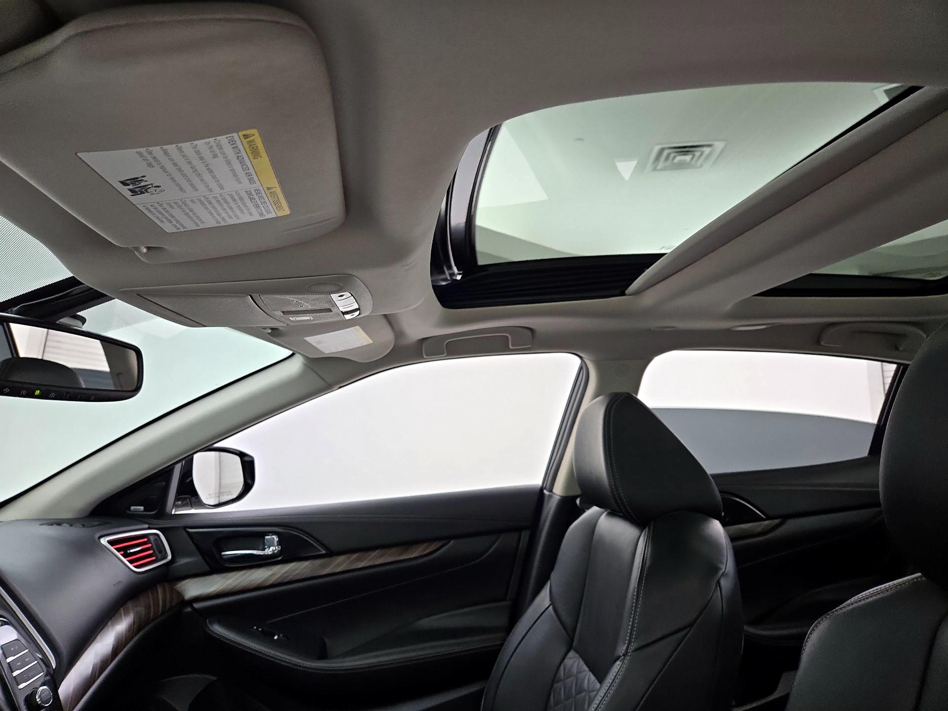 Thumbnail: 2017 Nissan Maxima - 20