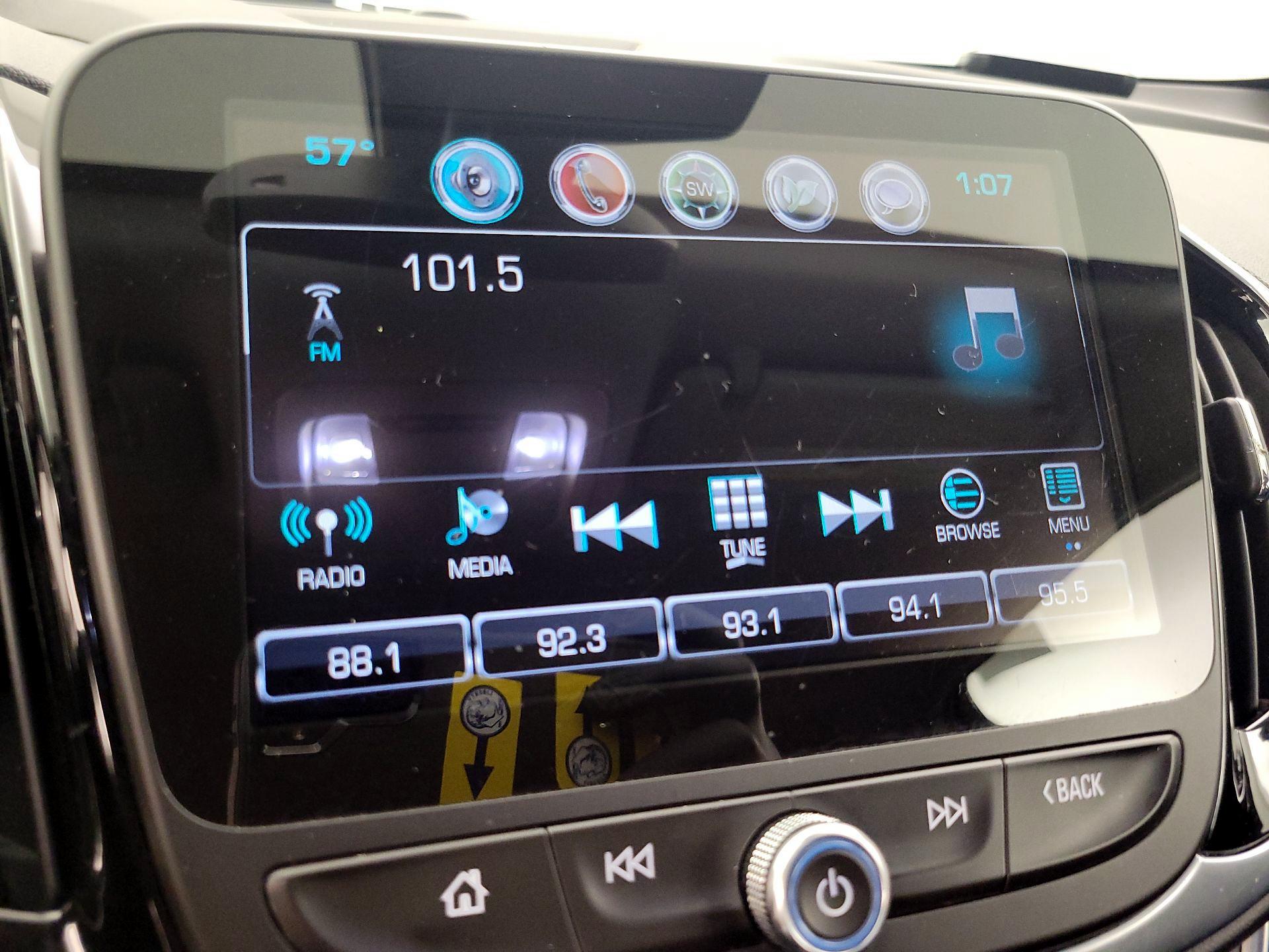 Thumbnail: 2018 Chevrolet Volt - 16