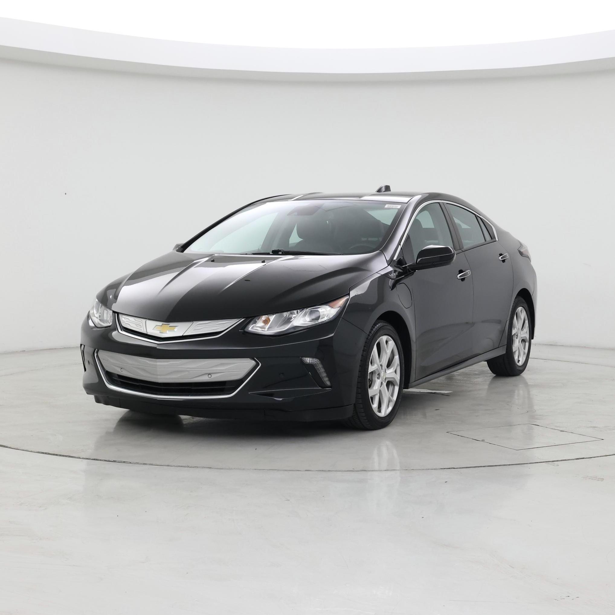 Thumbnail: 2018 Chevrolet Volt - 4