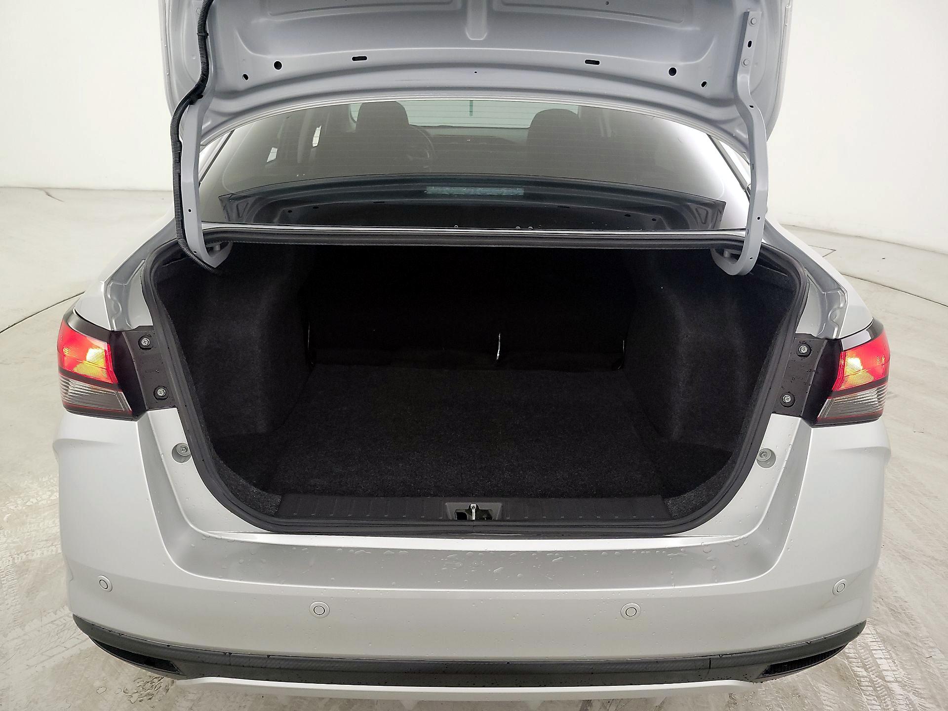 Thumbnail: 2020 Nissan Versa - 20