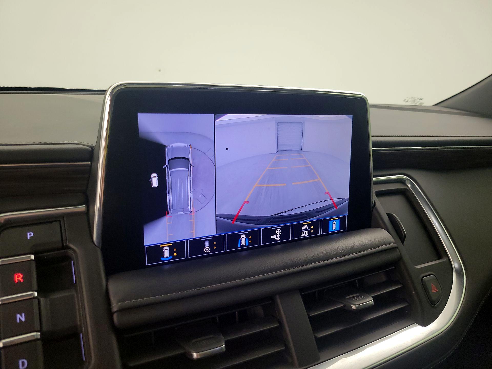 Thumbnail: 2021 Chevrolet Tahoe - 14