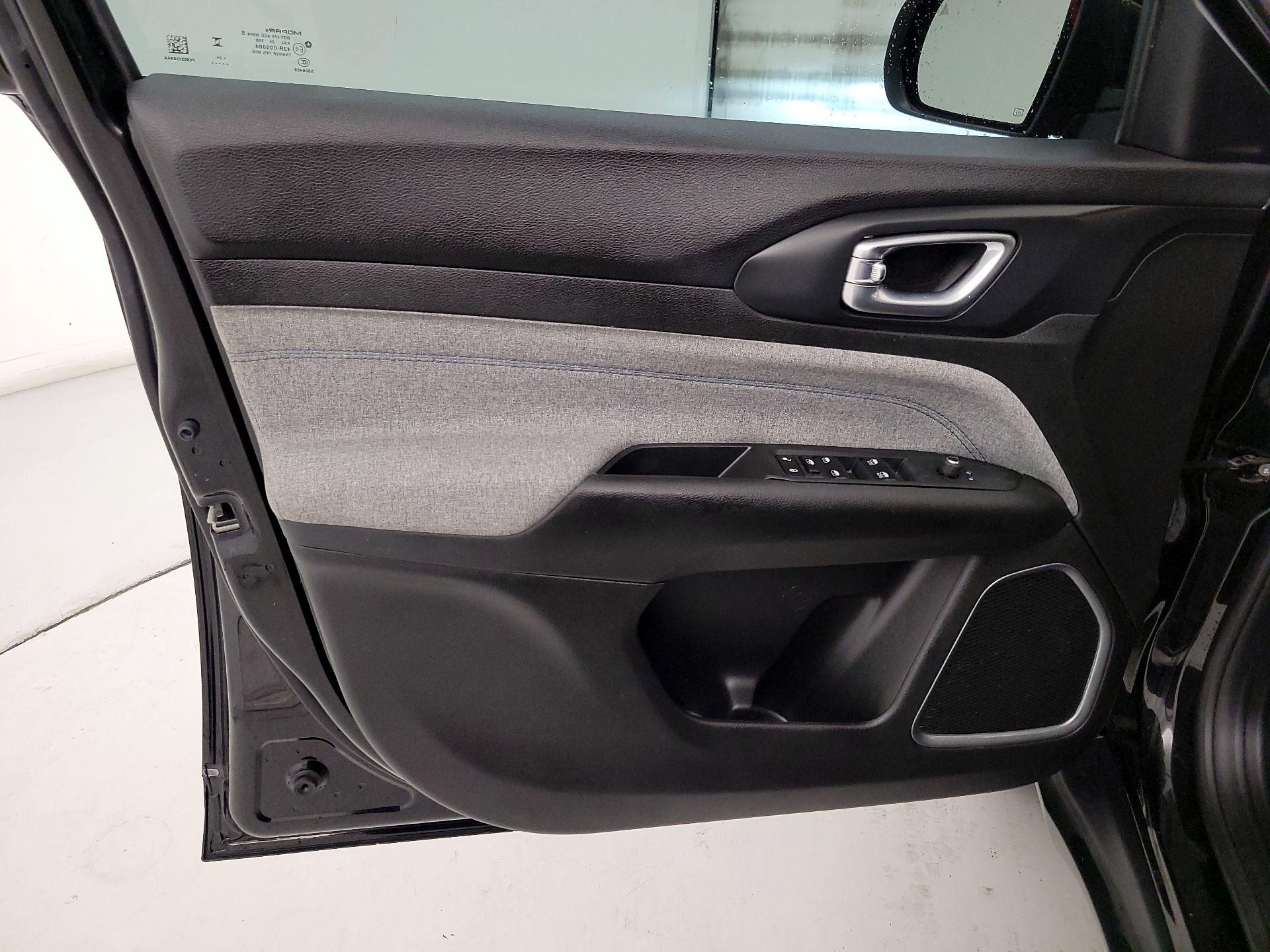 Thumbnail: 2025 Jeep Compass - 12