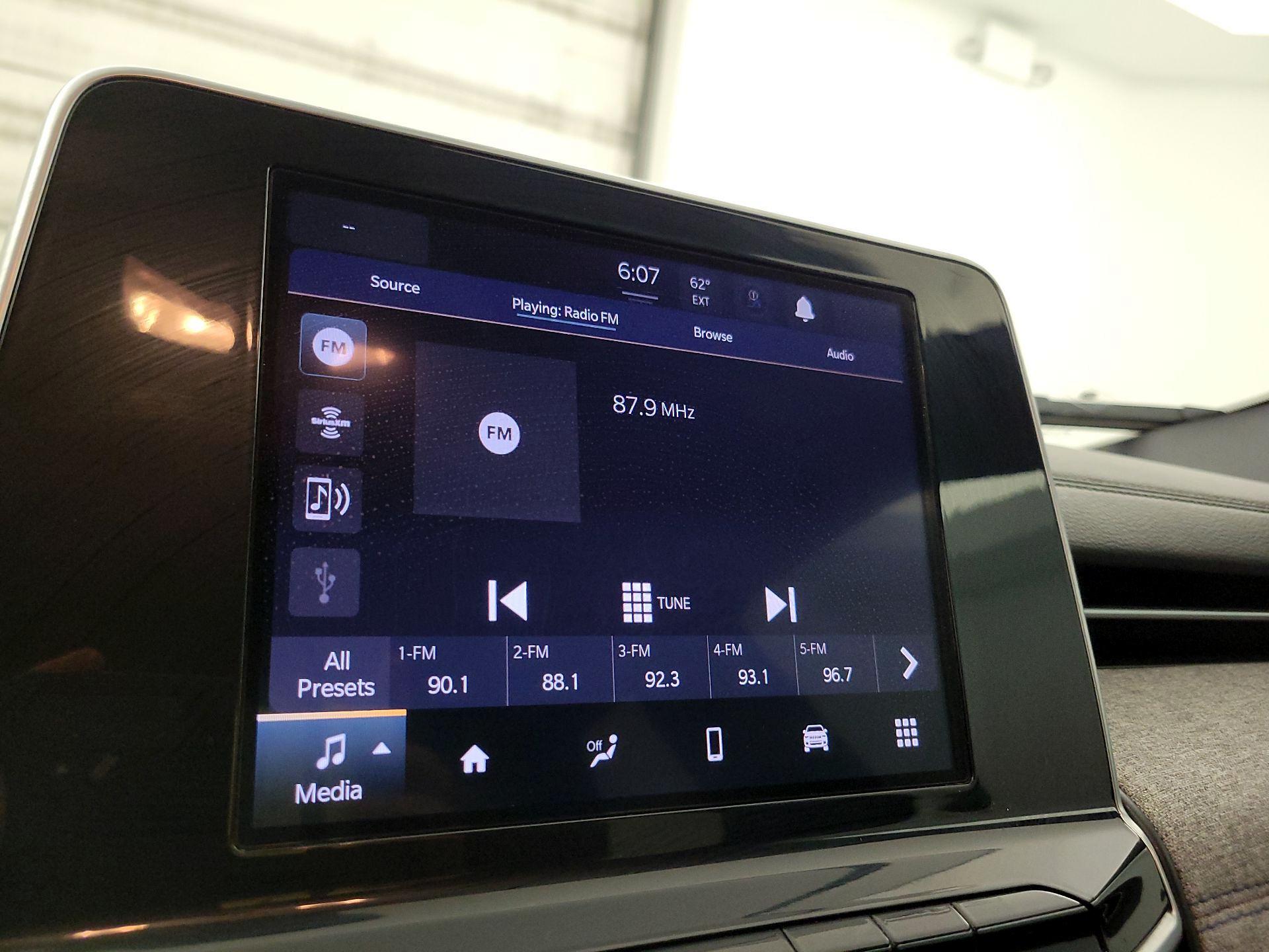 Thumbnail: 2025 Jeep Compass - 15