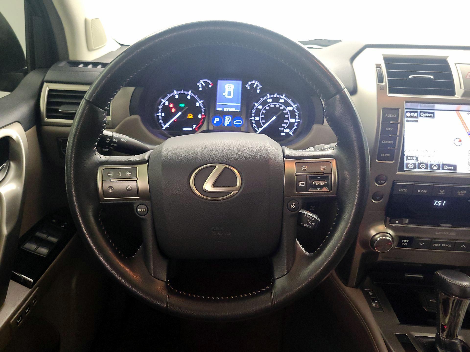 Thumbnail: 2018 Lexus GX - 10