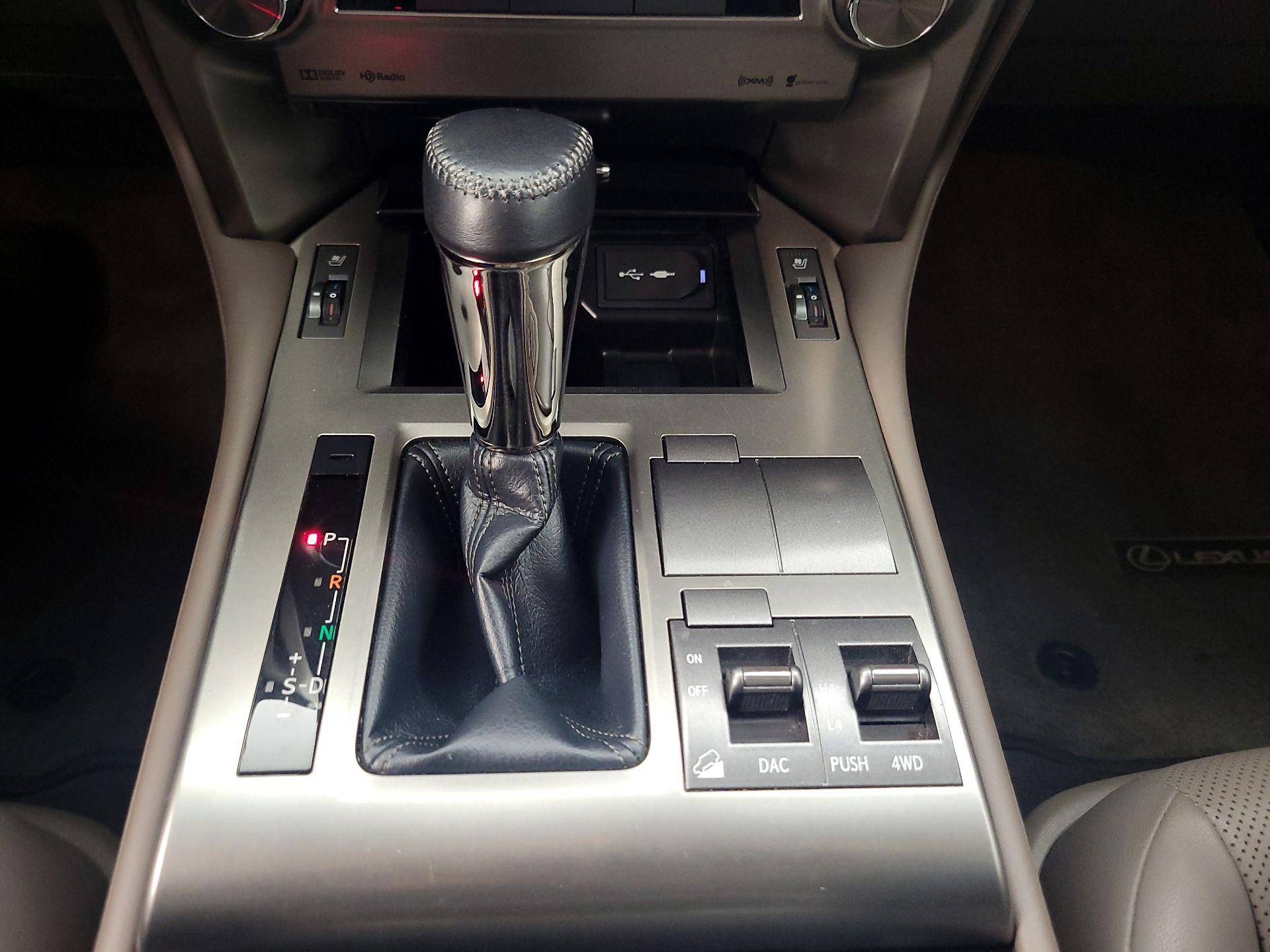 Thumbnail: 2018 Lexus GX - 18