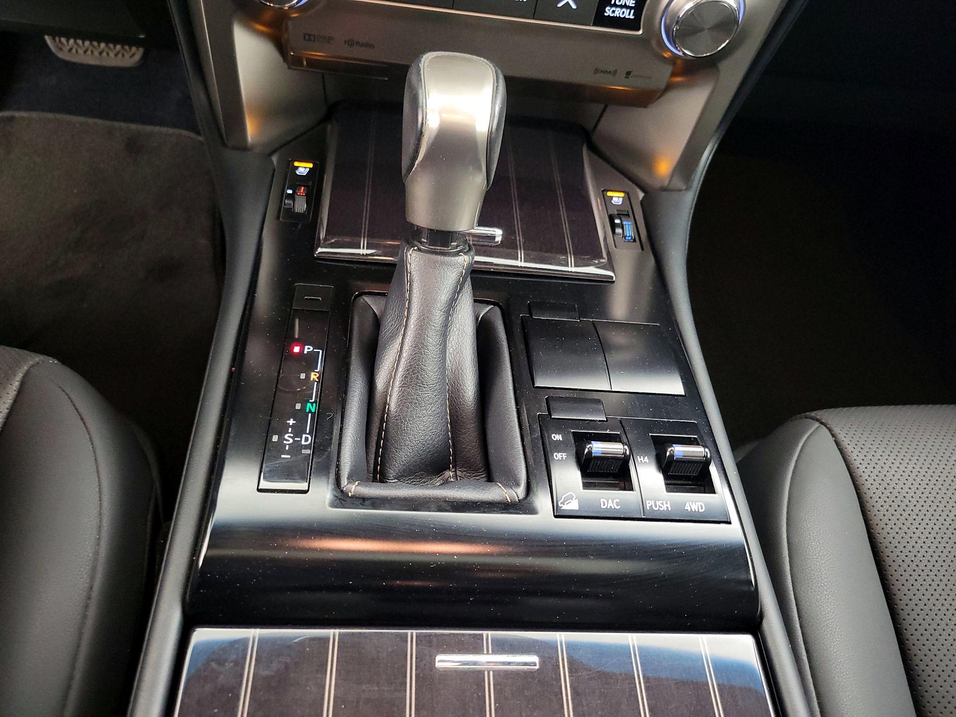 Thumbnail: 2021 Lexus GX - 18