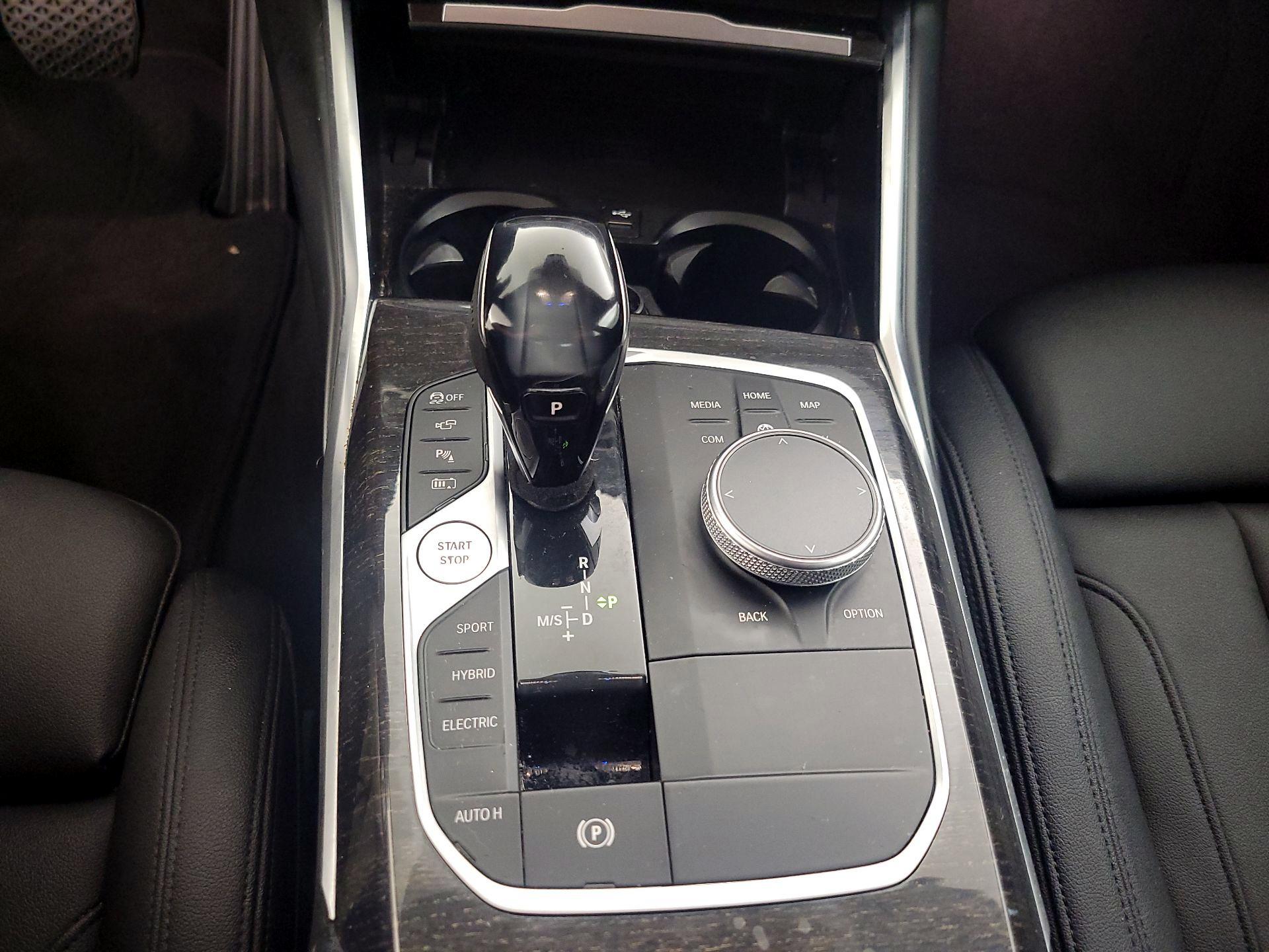 Thumbnail: 2021 BMW 3 Series - 18