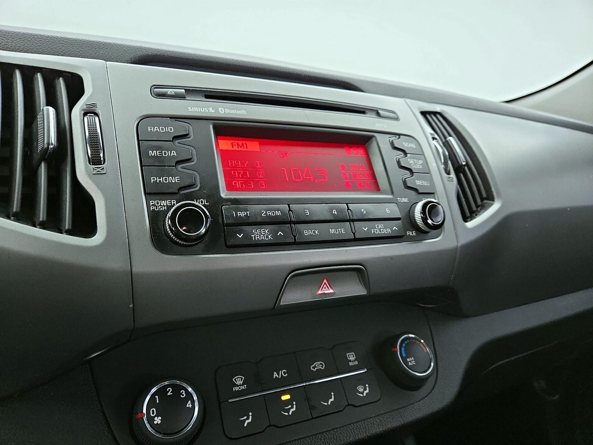 Thumbnail: 2016 Kia Sportage - 12