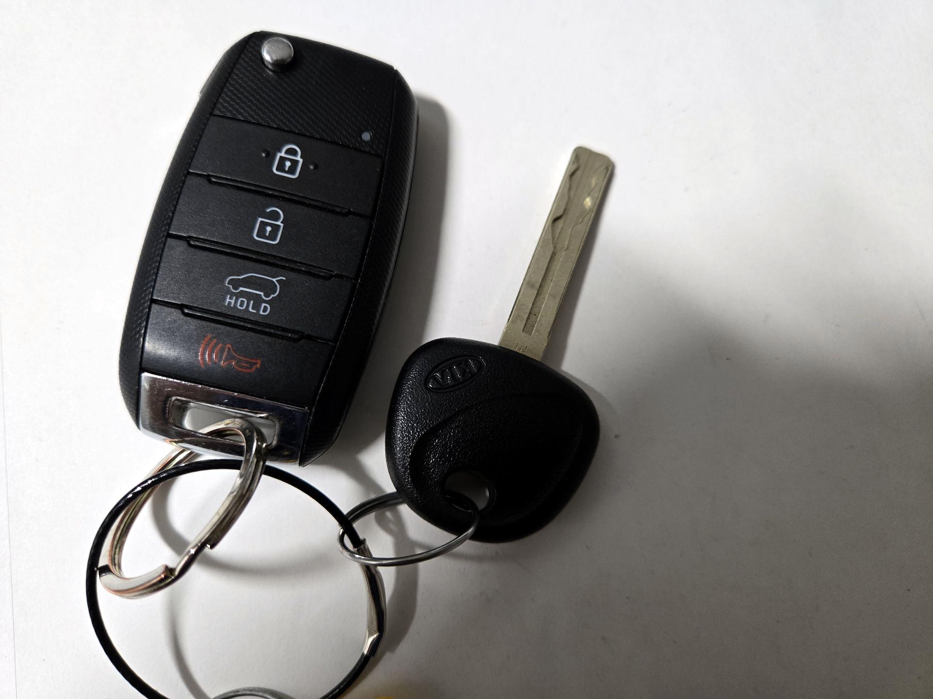 Thumbnail: 2016 Kia Sportage - 19