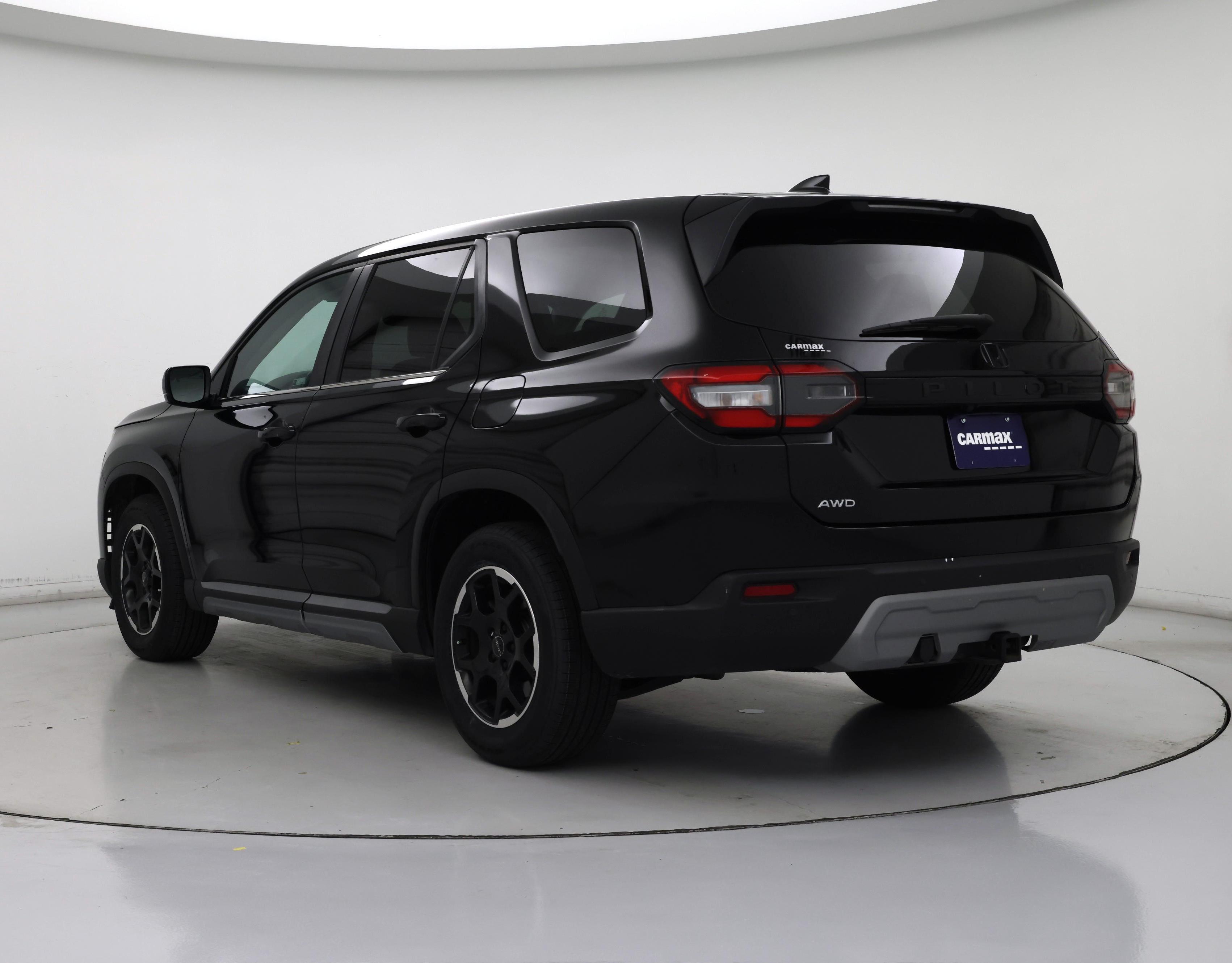 Thumbnail: 2025 Honda Pilot - 2